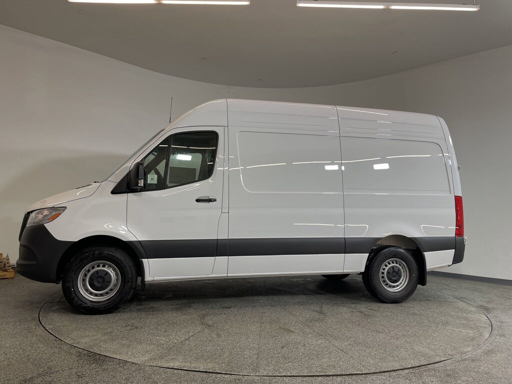 New 2025 Mercedes-Benz Sprinter 2500 Standard Roof 4-Cyl Diesel Van Cargo Van