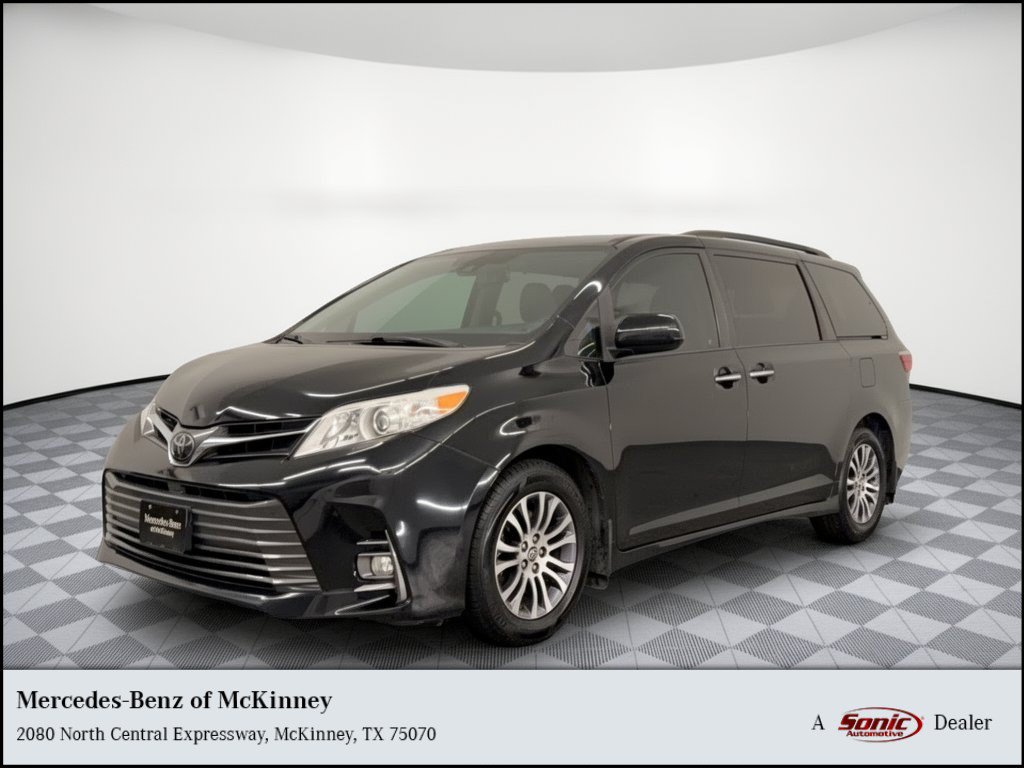 2020 Toyota Sienna XLE Van