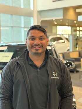 Staff member Jesus Pachicano from ID_ce3b97