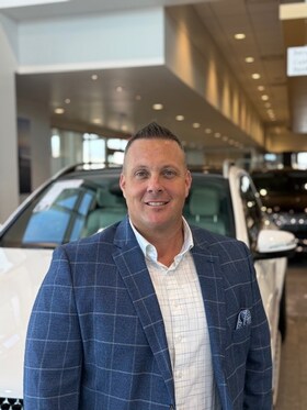 Staff member Doug Burton from ID_7941ad