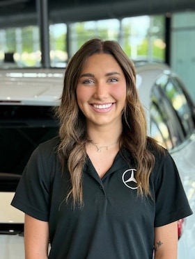 Staff member Lexi Mazarakes from ID_7941ad