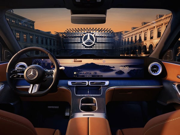 2027 Mercedes-Benz GLC with EQ Technology Interior