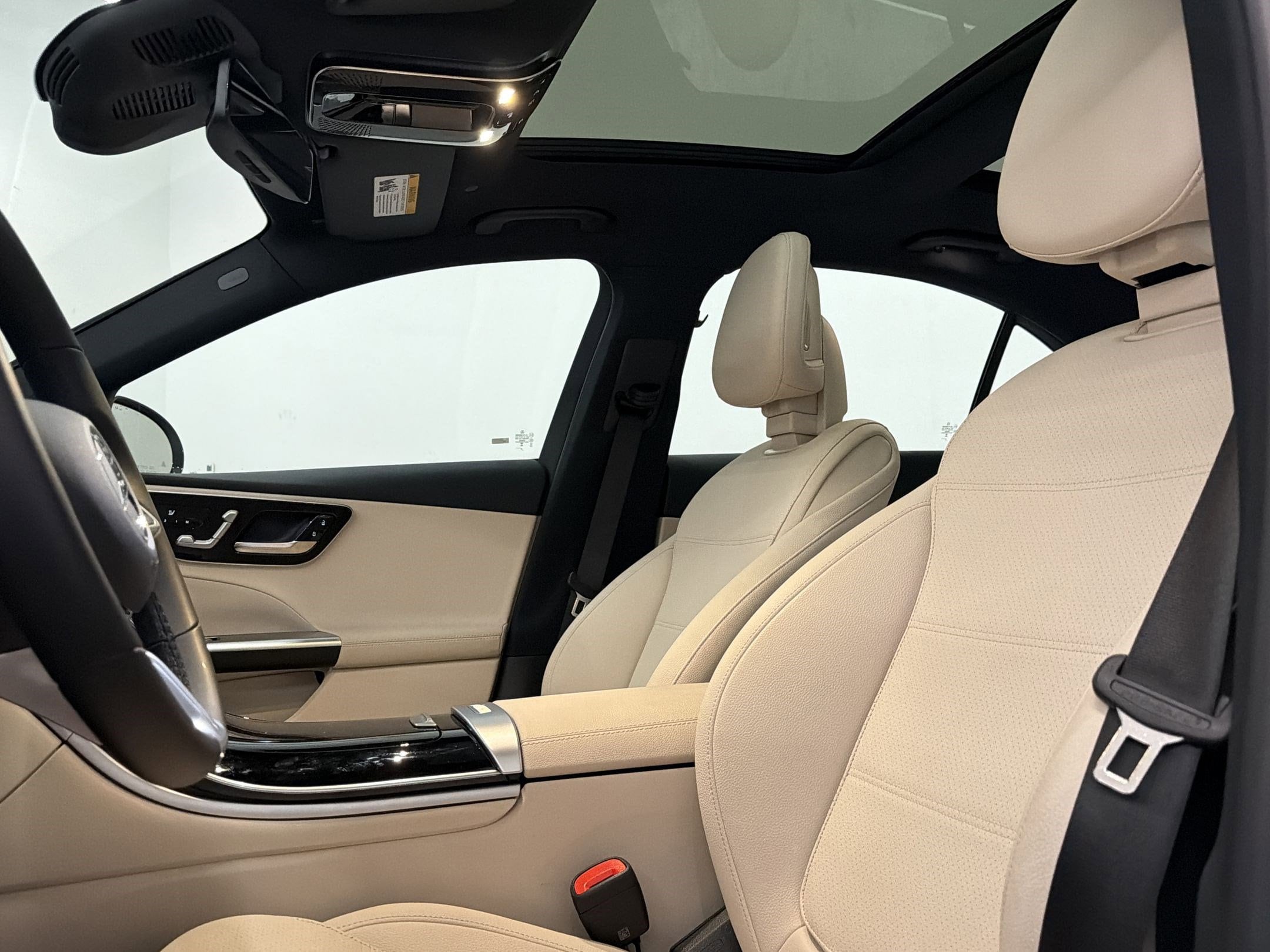 2026 Mercedes-Benz C-Class Sedan C 300 - Photo 13