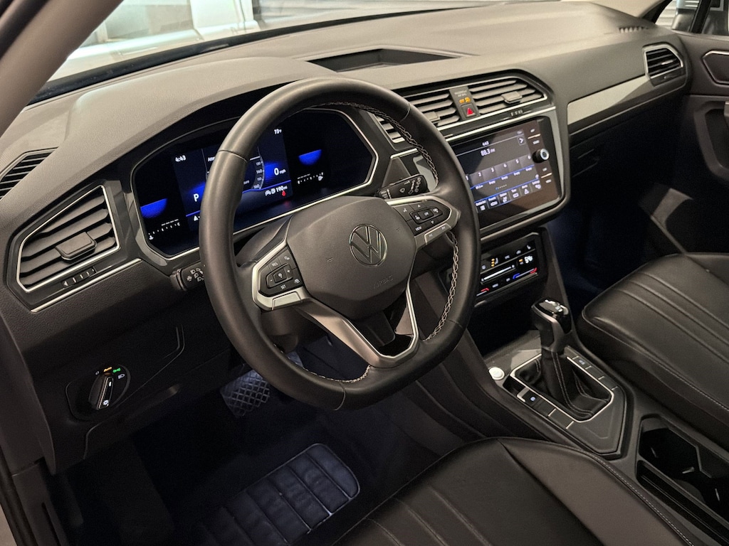 Used 2022 Volkswagen Tiguan SE SUV