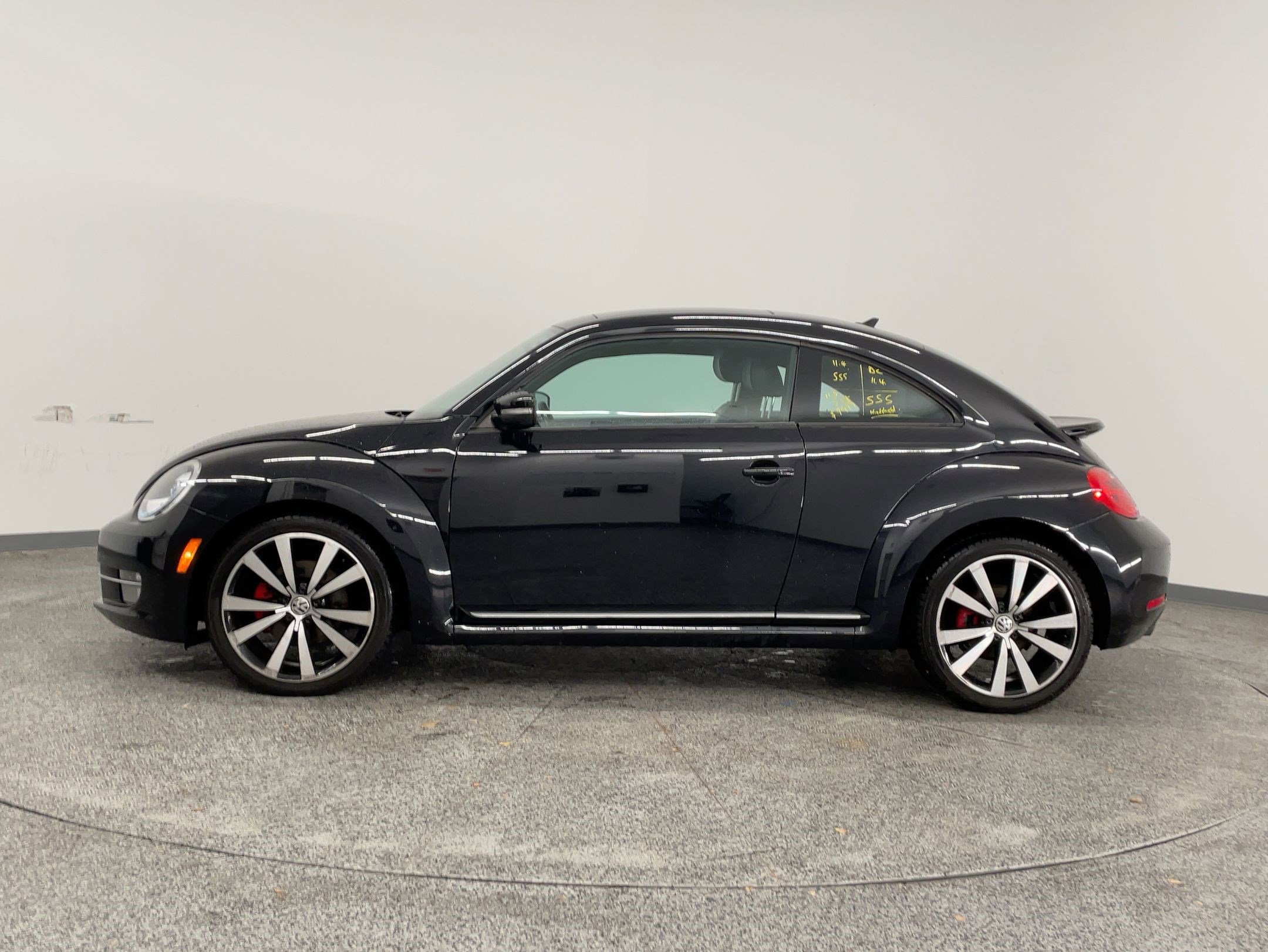 2013 Volkswagen Beetle Turbo photo 2