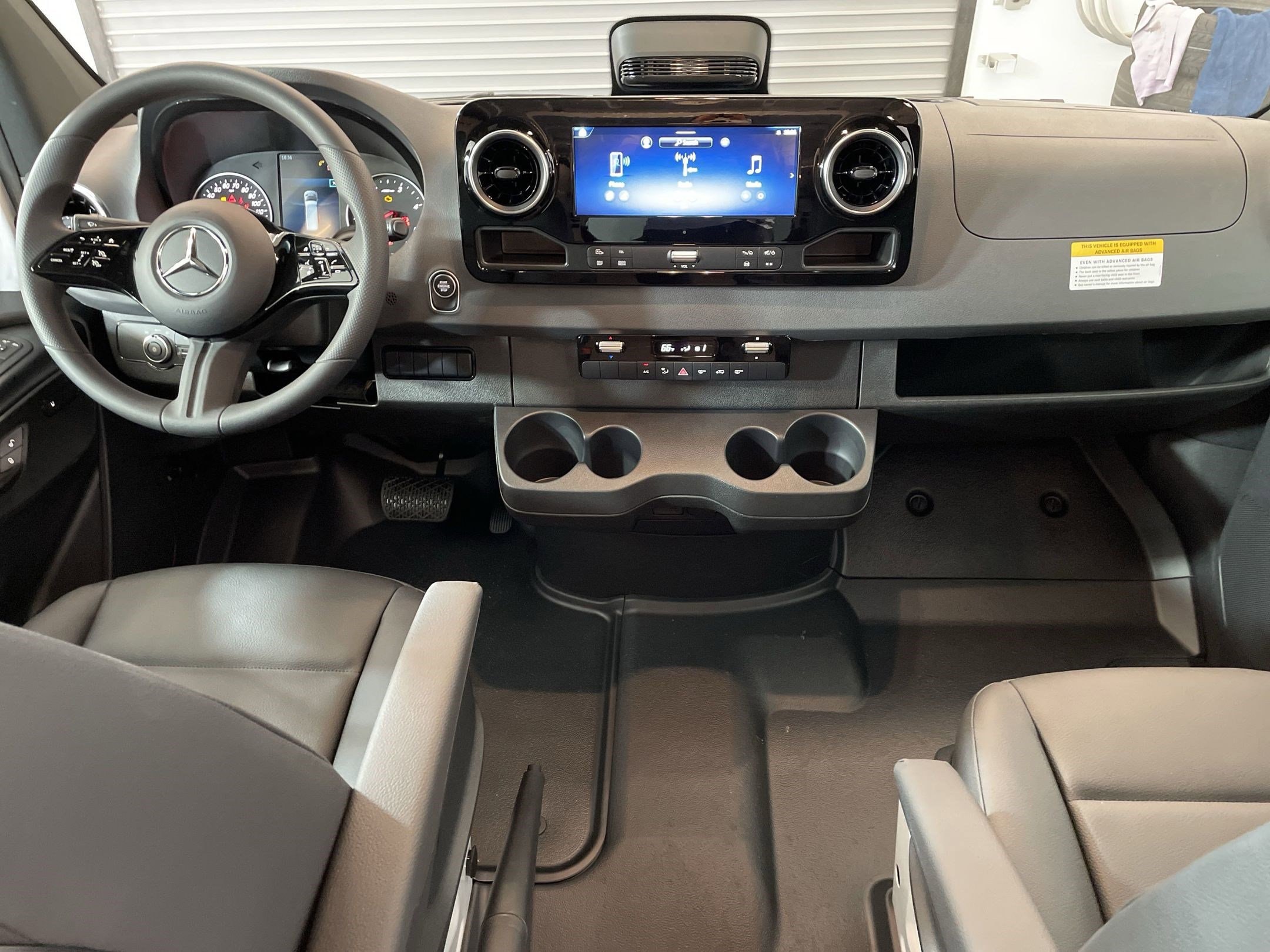 2025 Mercedes-Benz Sprinter Crew Van Base - Photo 8