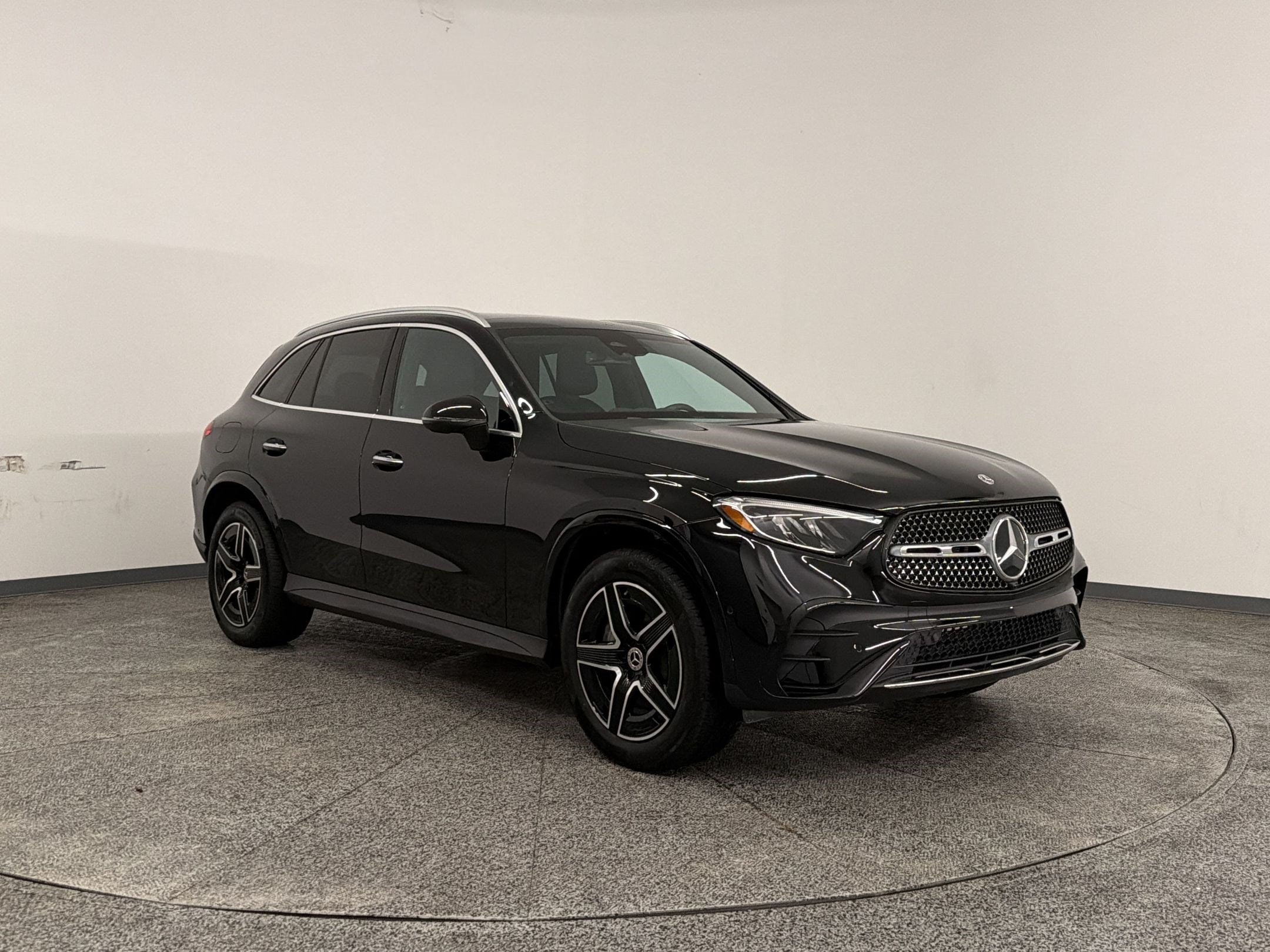 2026 Mercedes-Benz GLC Base - Photo 6