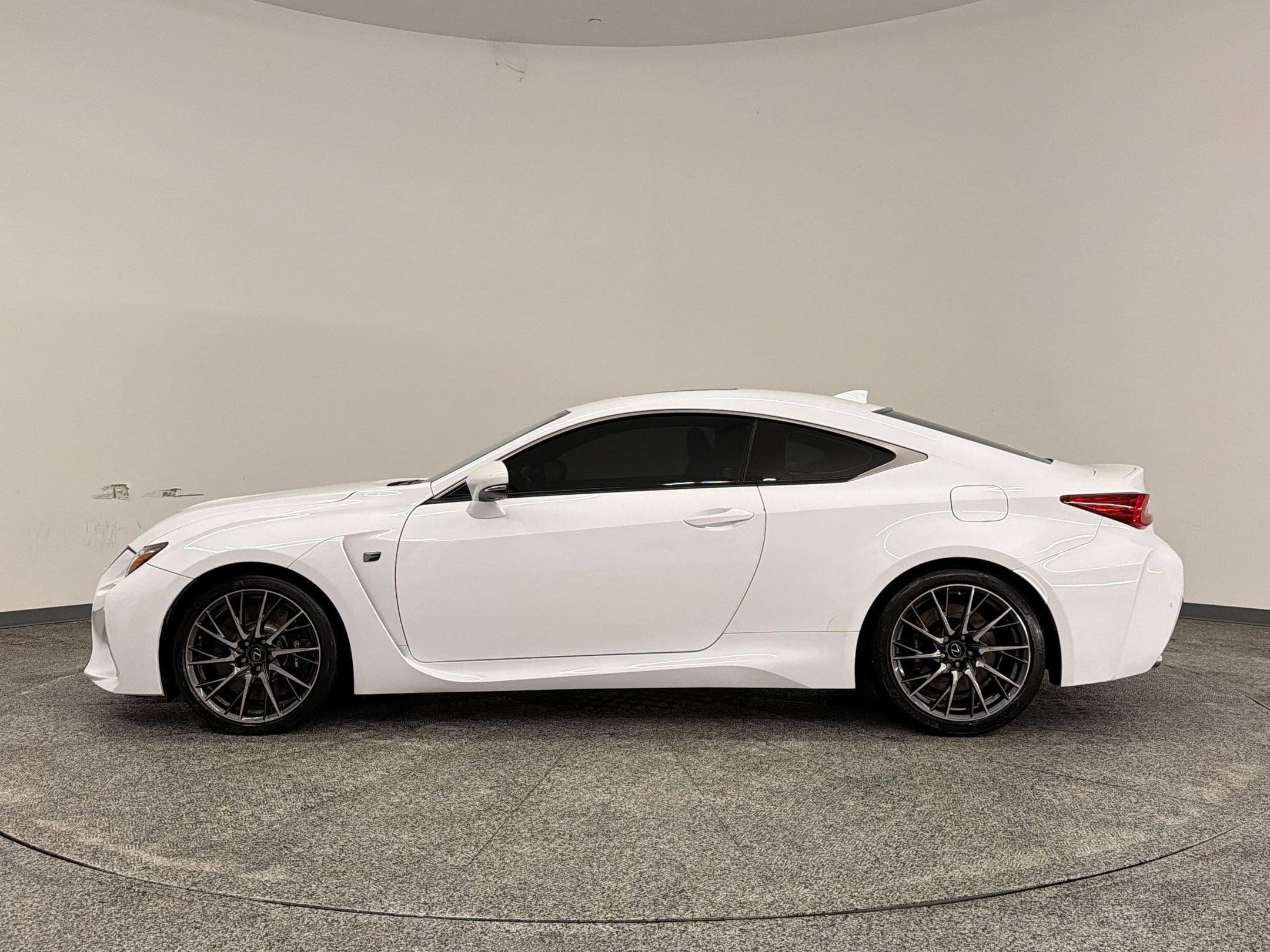 RC F 2dr Cpe Coupe