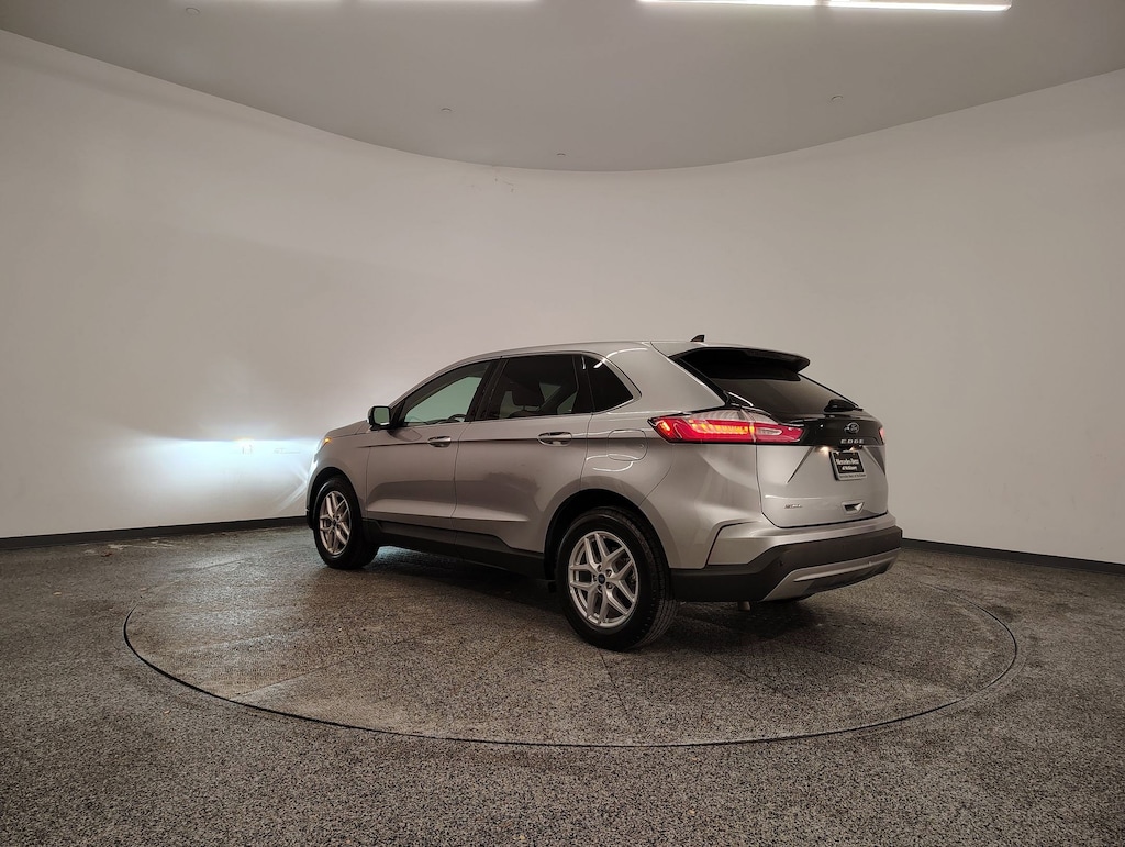 Used 2021 Ford Edge SEL SUV