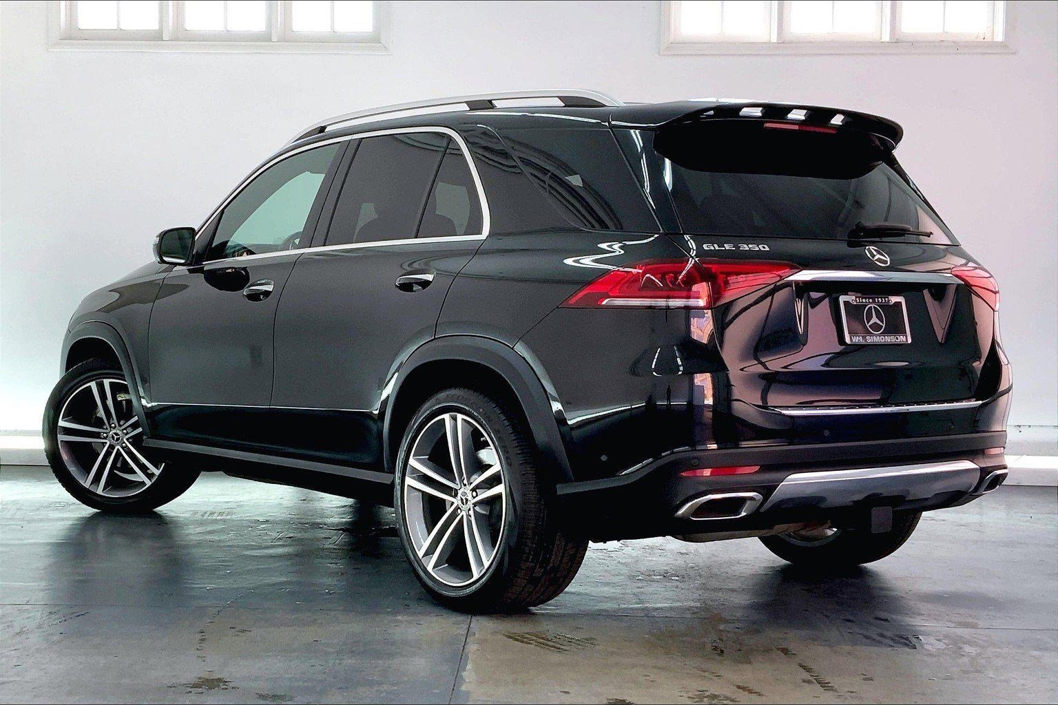 2022 Mercedes Benz GLE 350 photo 2