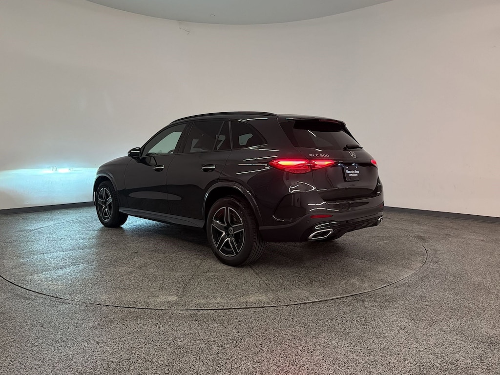 New 2026 Mercedes-Benz GLC 300 SUV
