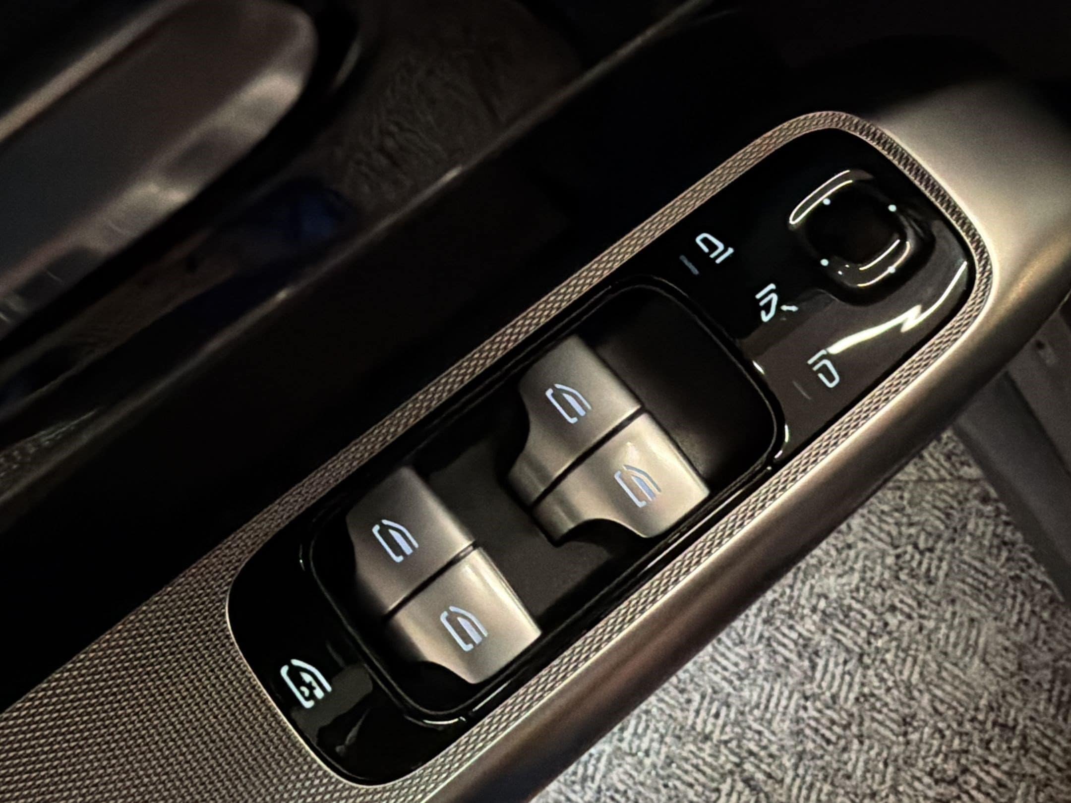 2026 Mercedes-Benz GLC Base - Photo 18