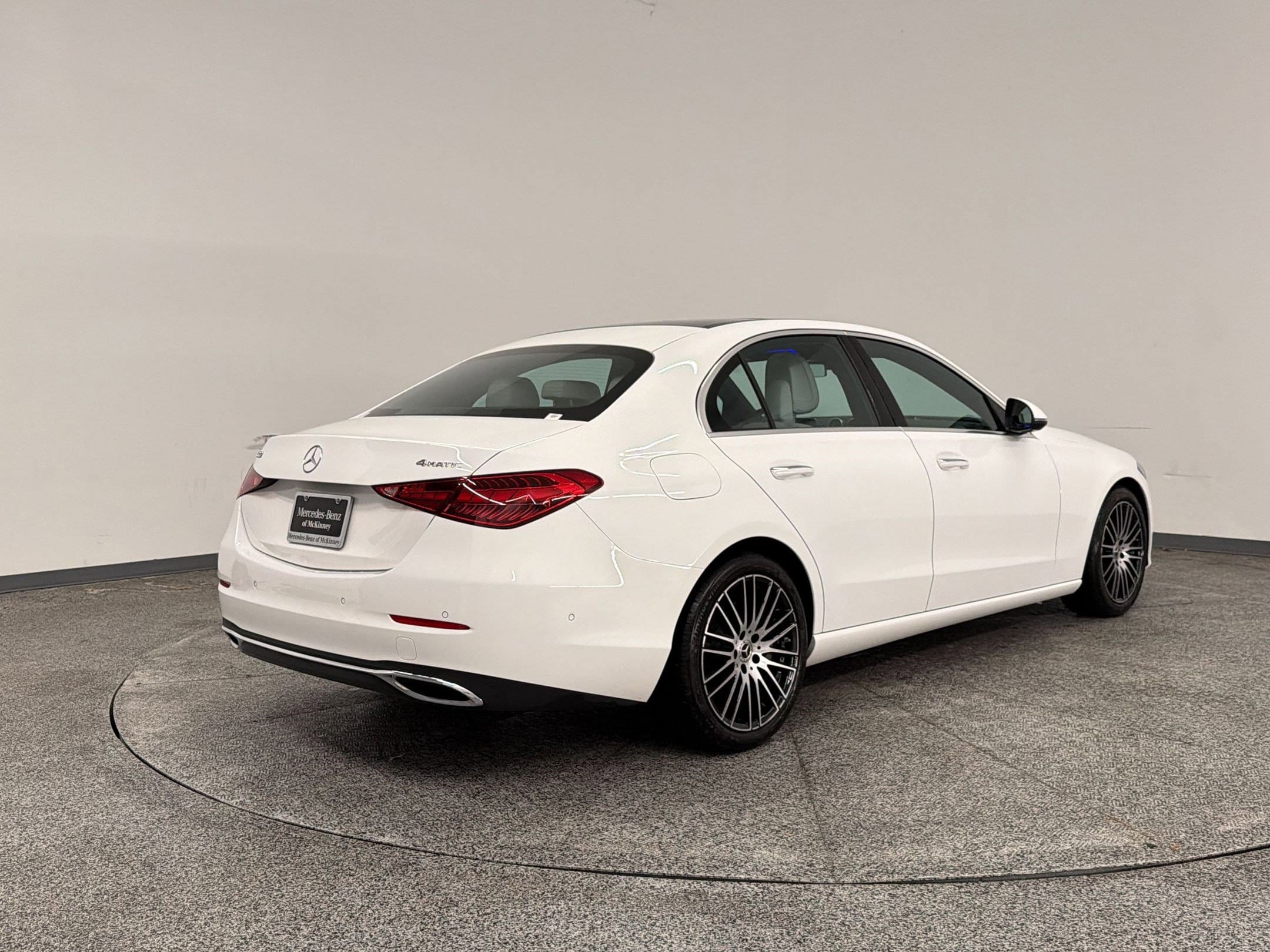2026 Mercedes-Benz C-Class Sedan C 300 - Photo 8