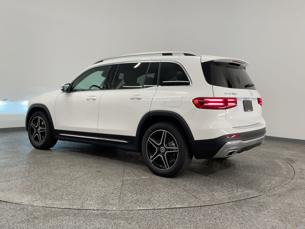 New 2026 Mercedes-Benz GLB 250 SUV