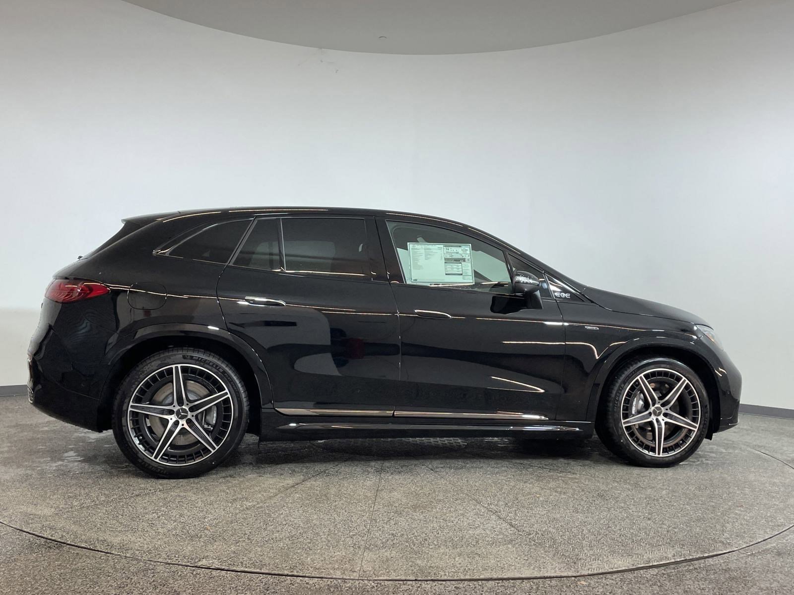 2025 Mercedes Benz EQE-Class SUV photo 3
