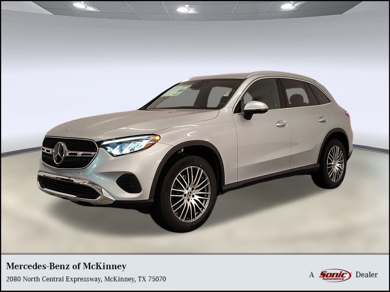 2026 Mercedes-Benz GLC Base's photo