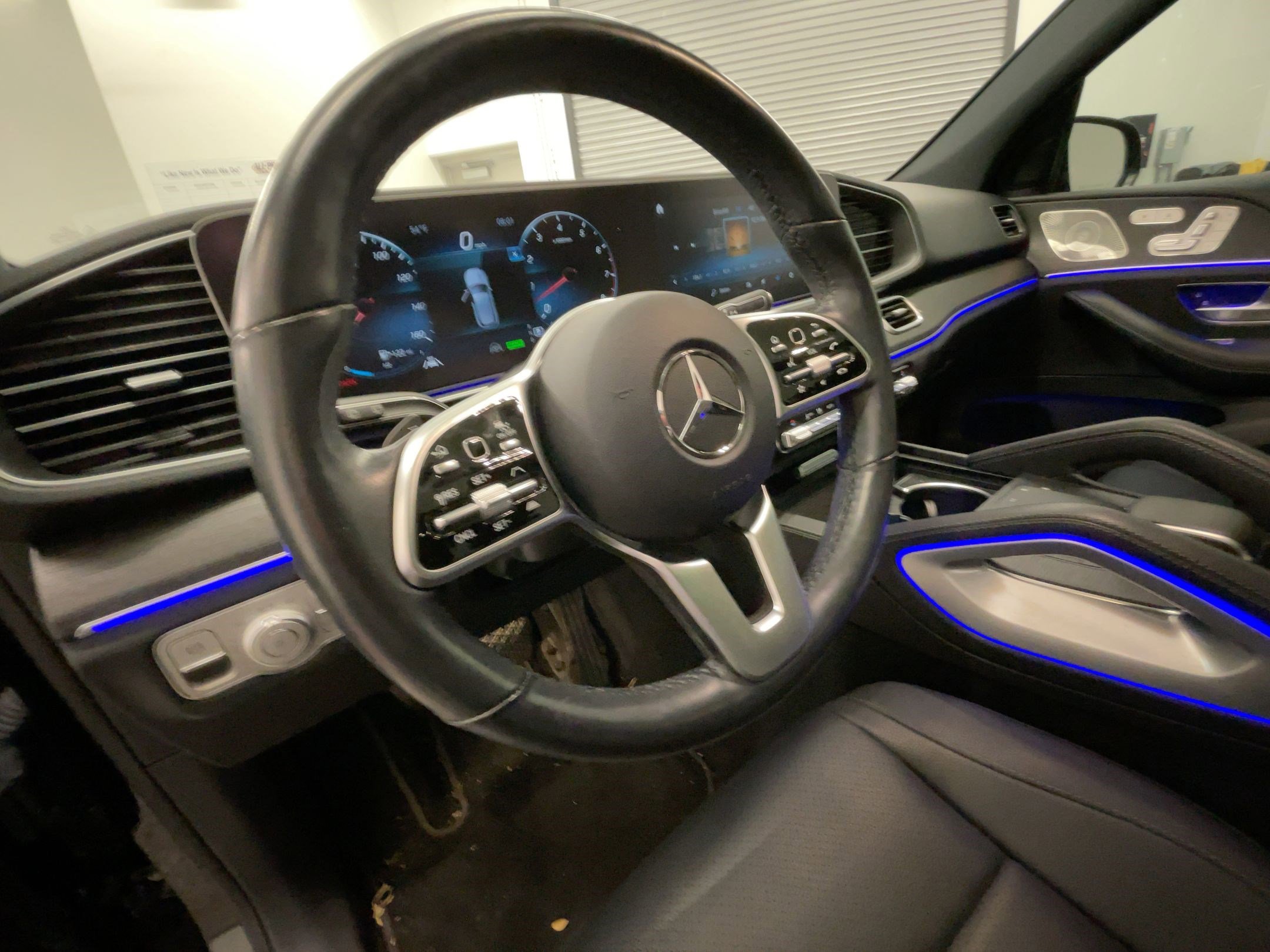 2023 Mercedes Benz GLE 450 4MATIC photo 3