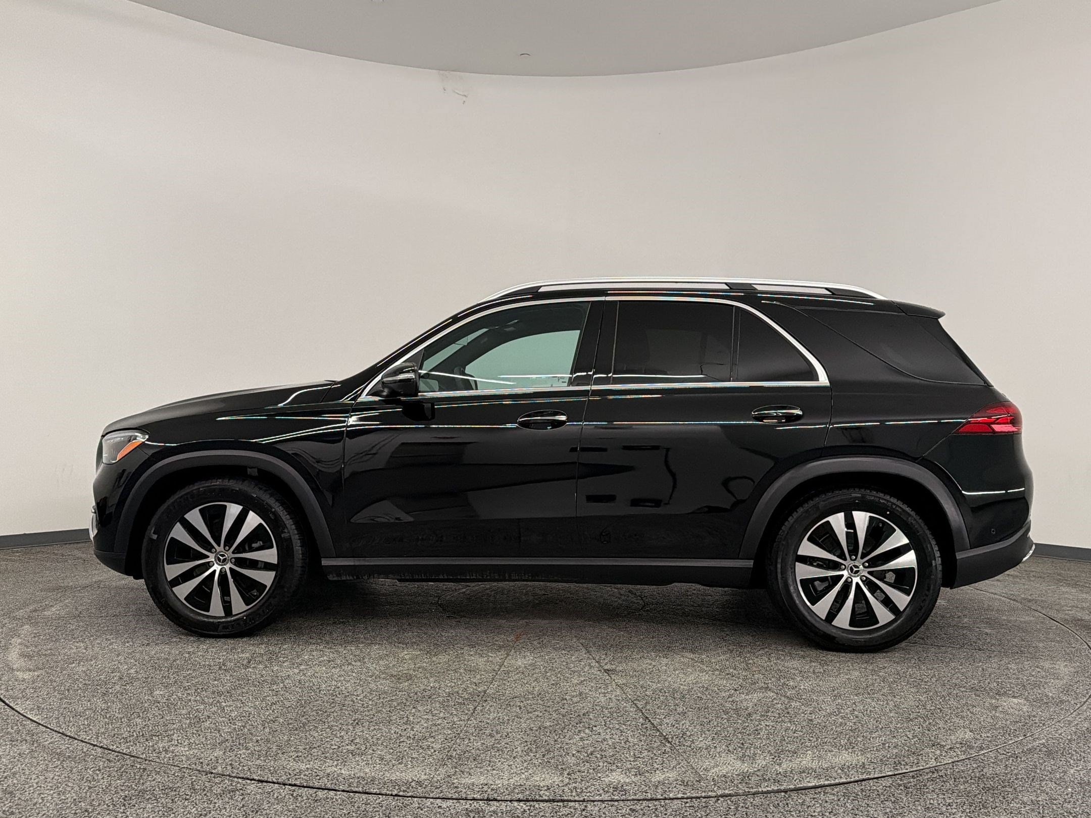 2026 Mercedes-Benz GLE GLE350 - Photo 2