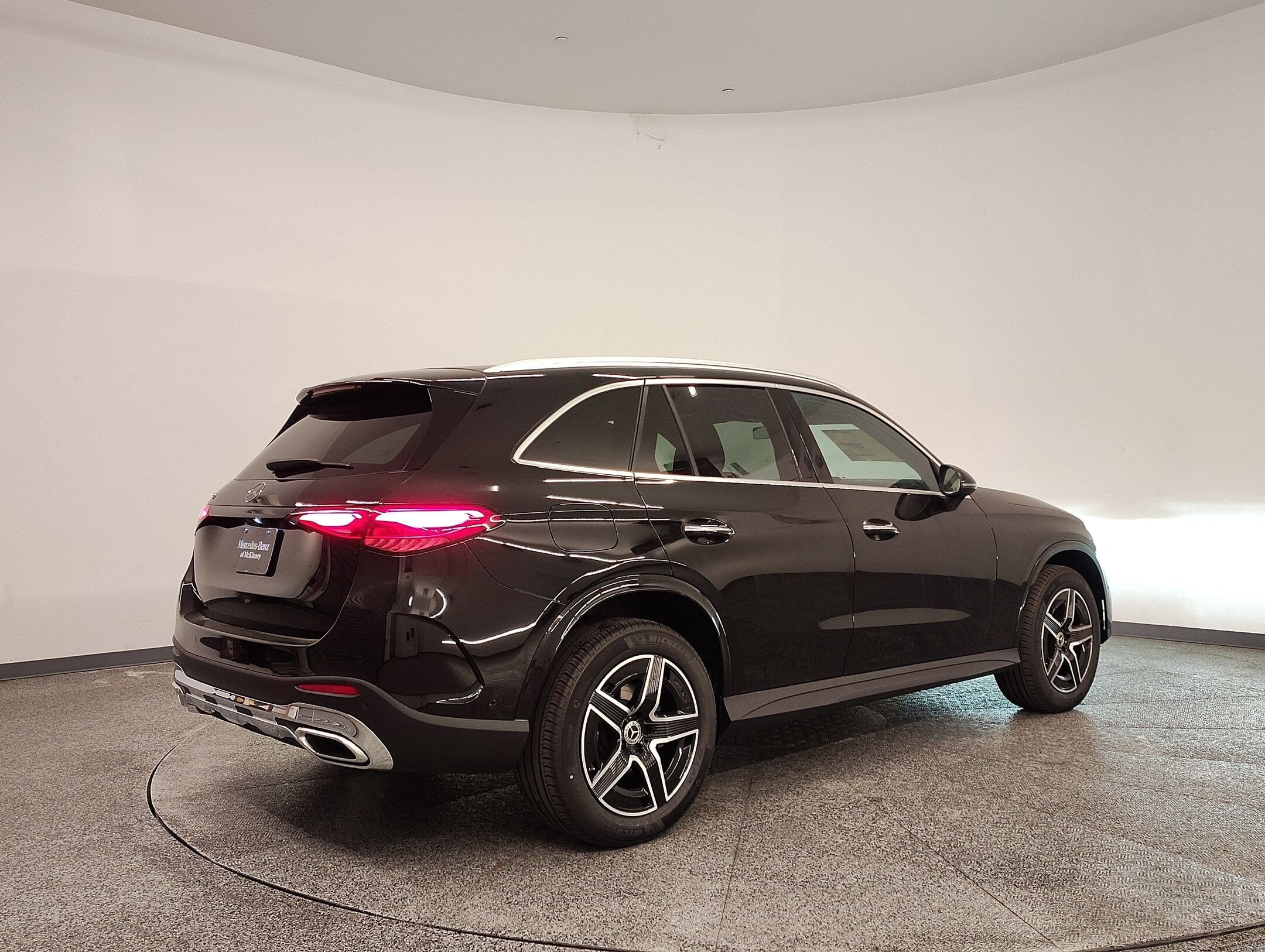 2026 Mercedes-Benz GLC Base - Photo 9