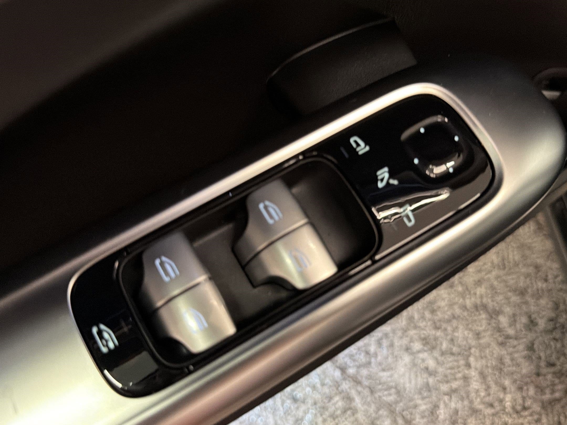 2026 Mercedes-Benz C-Class Sedan C 300 - Photo 13
