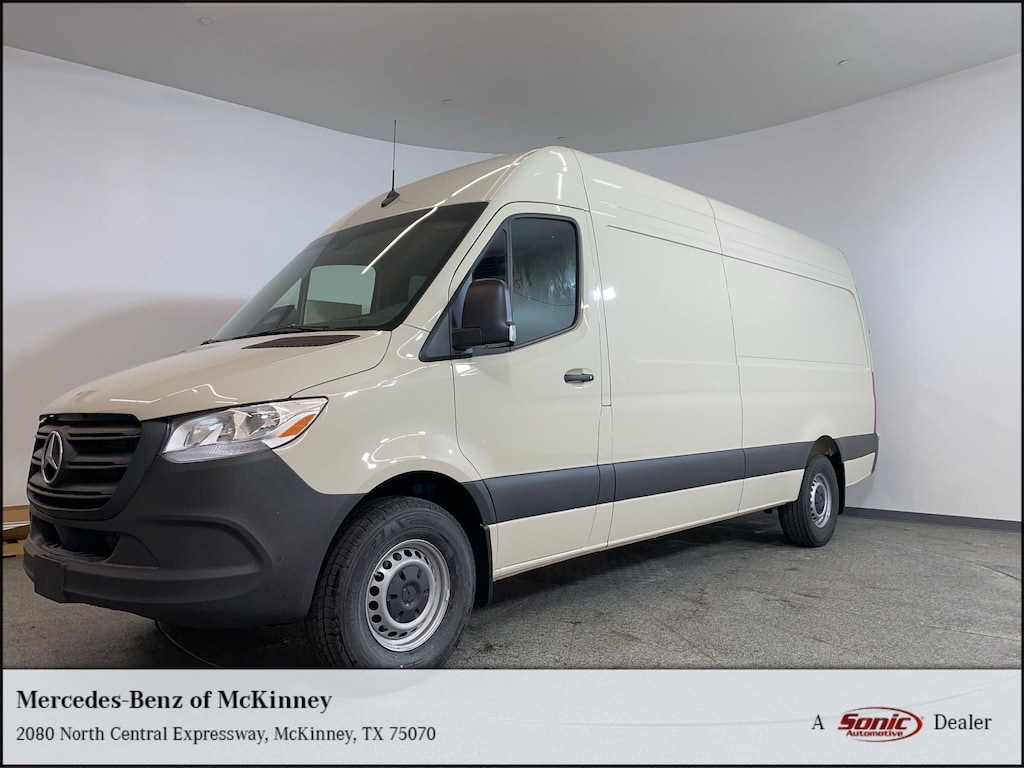 New 2025 Mercedes-Benz Sprinter 2500 High Roof 4-Cyl Diesel HO Van Crew Van