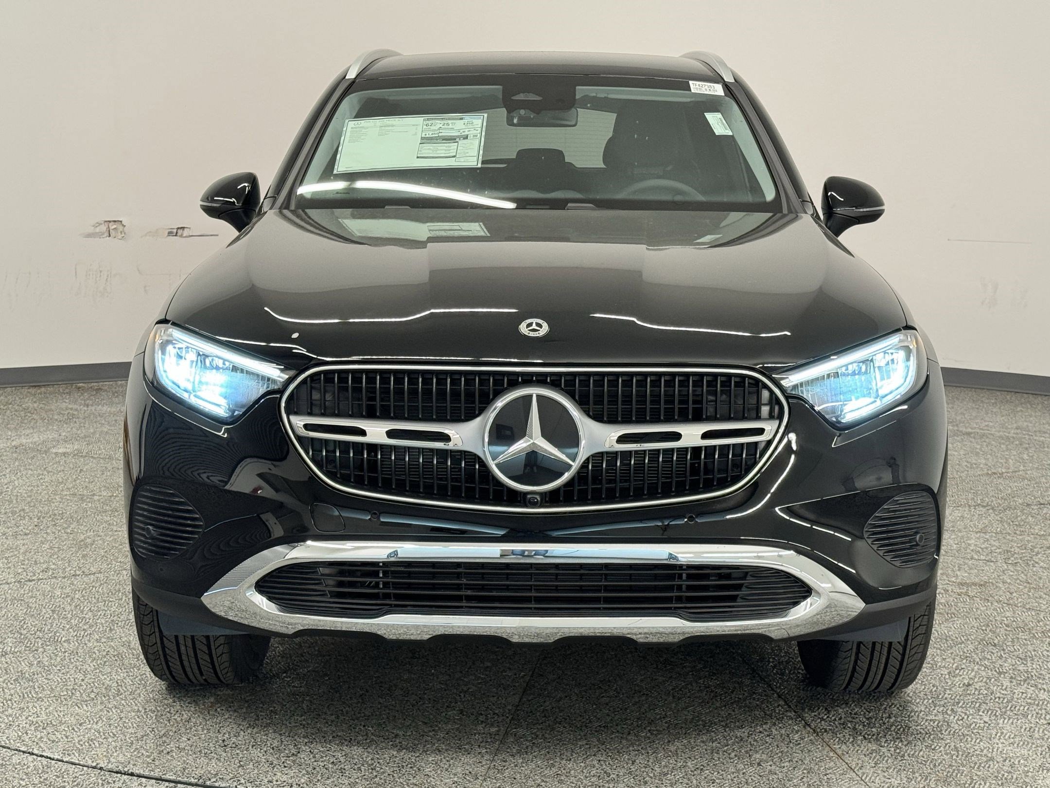 2026 Mercedes Benz GLC 350e 4MATIC photo 3