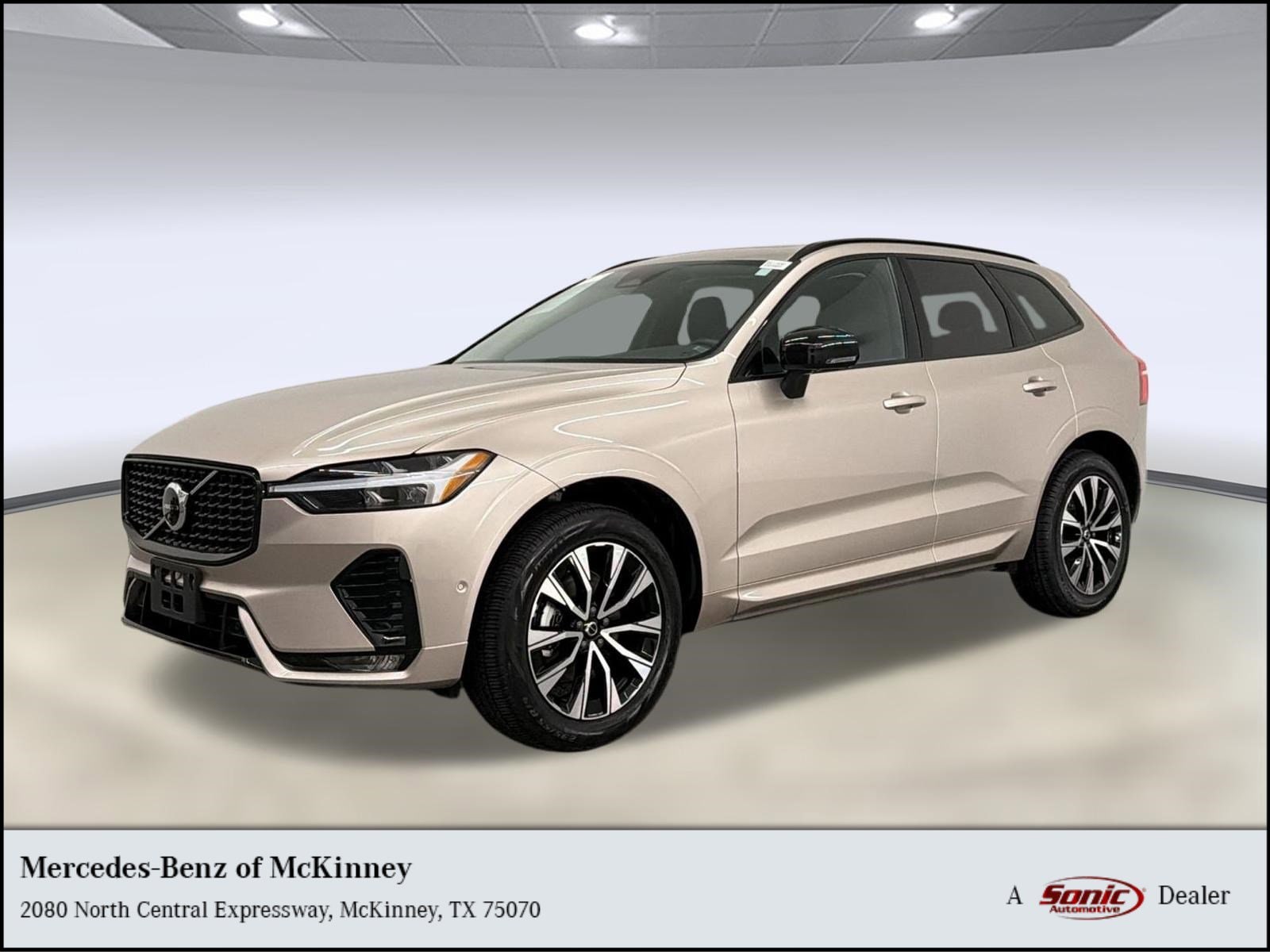2025 Volvo XC60 B5 Plus Dark AWD's photo