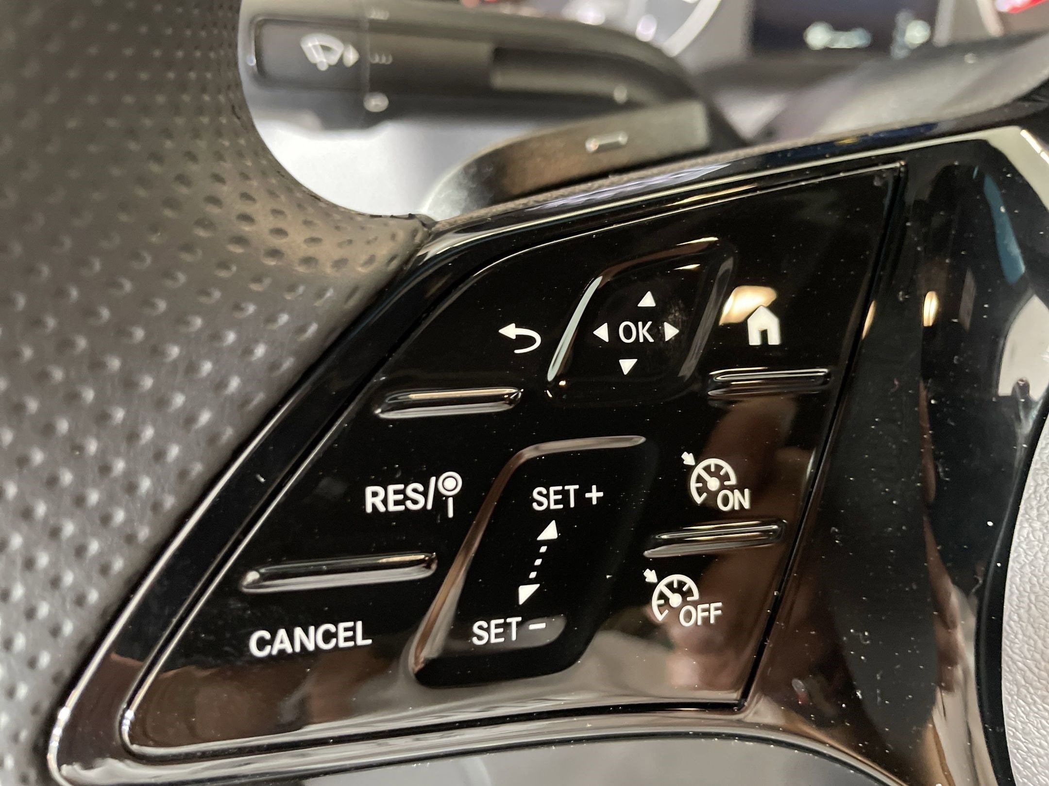 2025 Mercedes-Benz Sprinter Crew Van Base - Photo 10