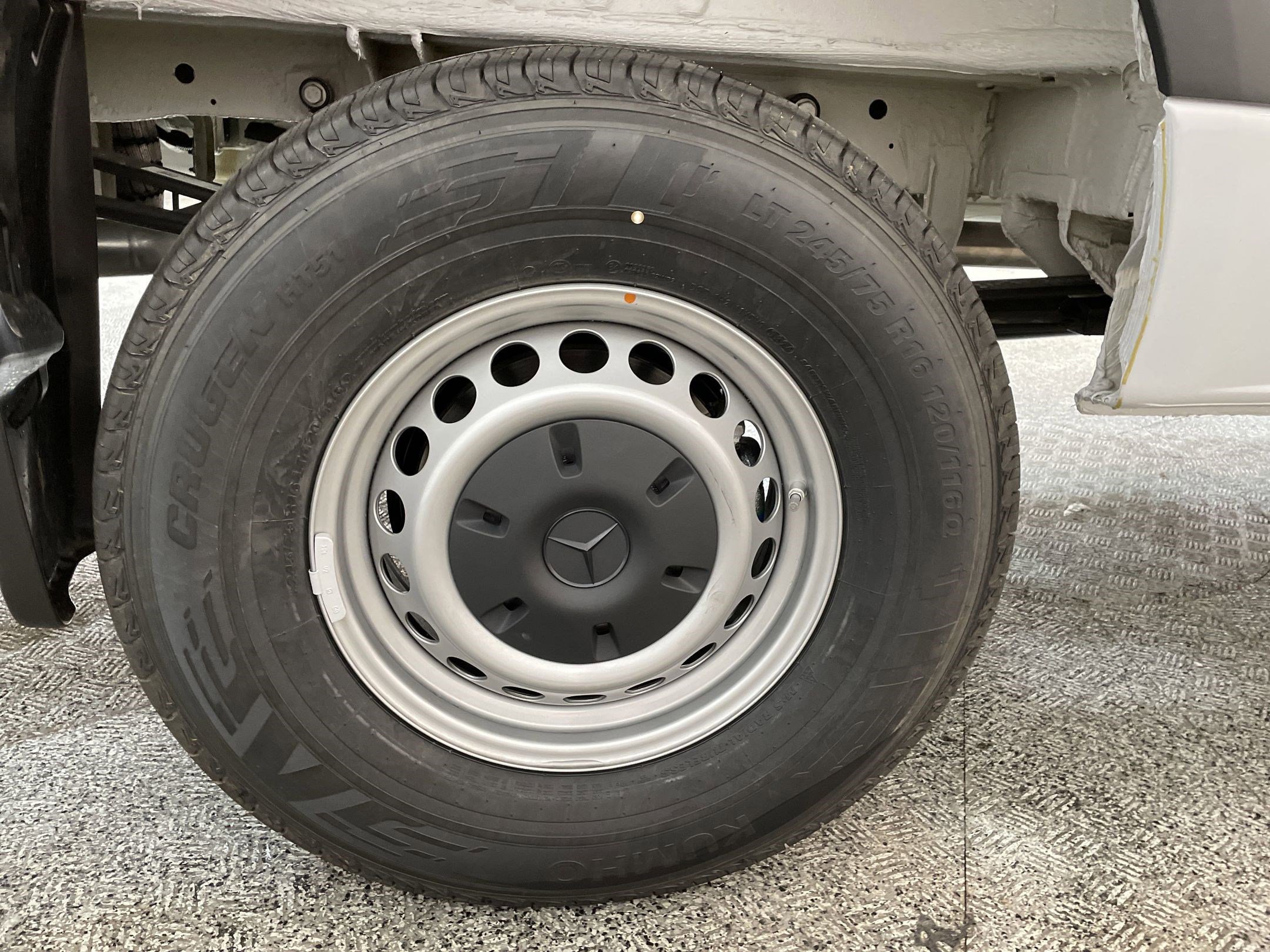 2025 Mercedes-Benz Sprinter Cargo Van Base - Photo 8