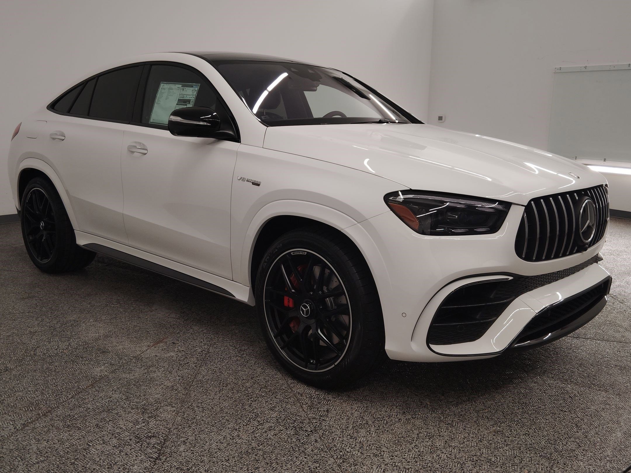 2026 Mercedes Benz GLE AMG 63 S photo 3