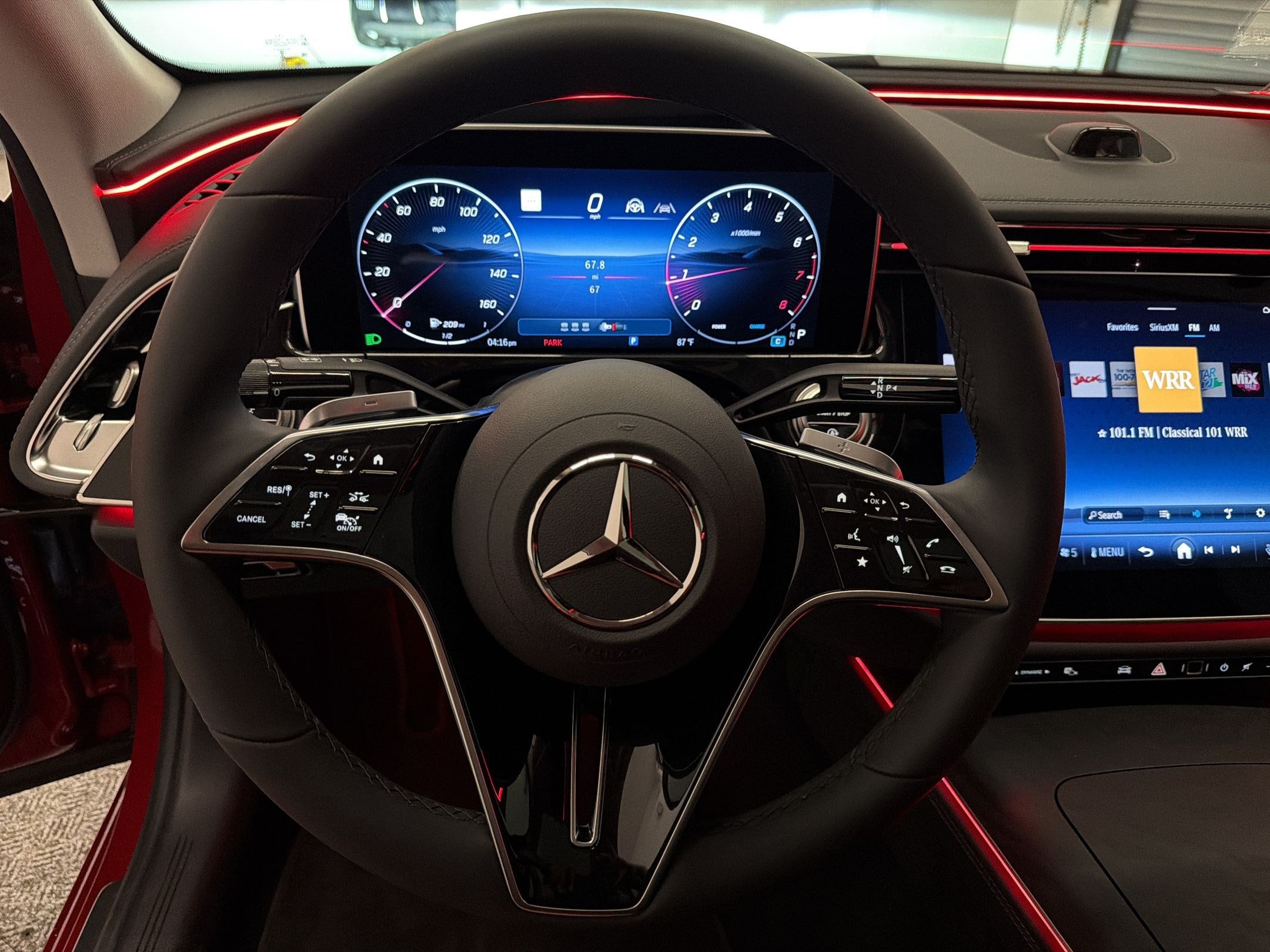 2026 Mercedes-Benz E-Class E350 - Photo 10