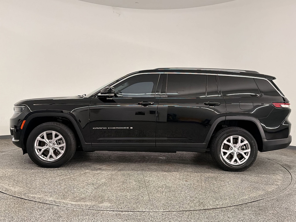 Used 2022 Jeep New Grand Cherokee Limited SUV