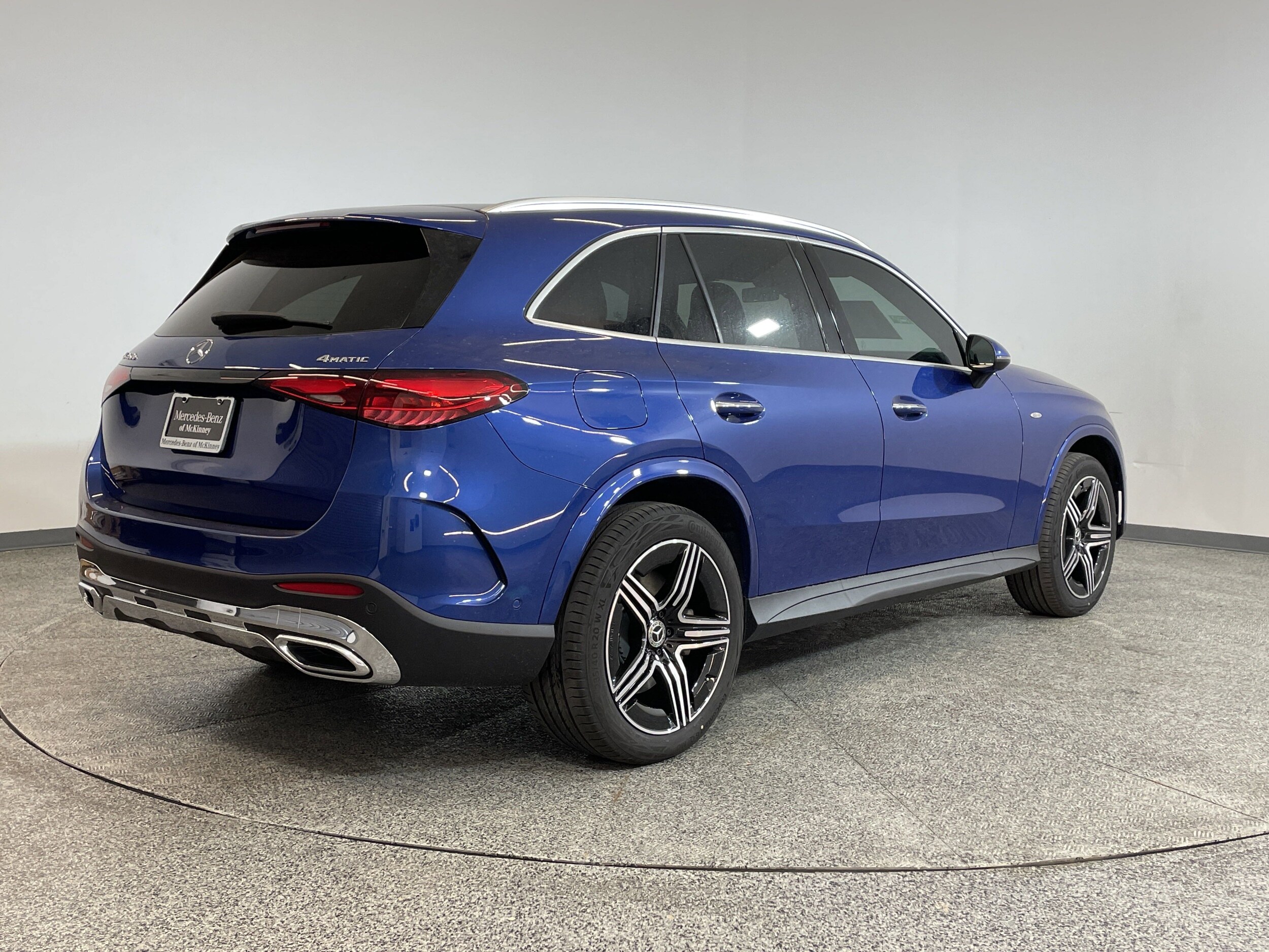 2025 Mercedes Benz GLC 350e 4MATIC photo 4