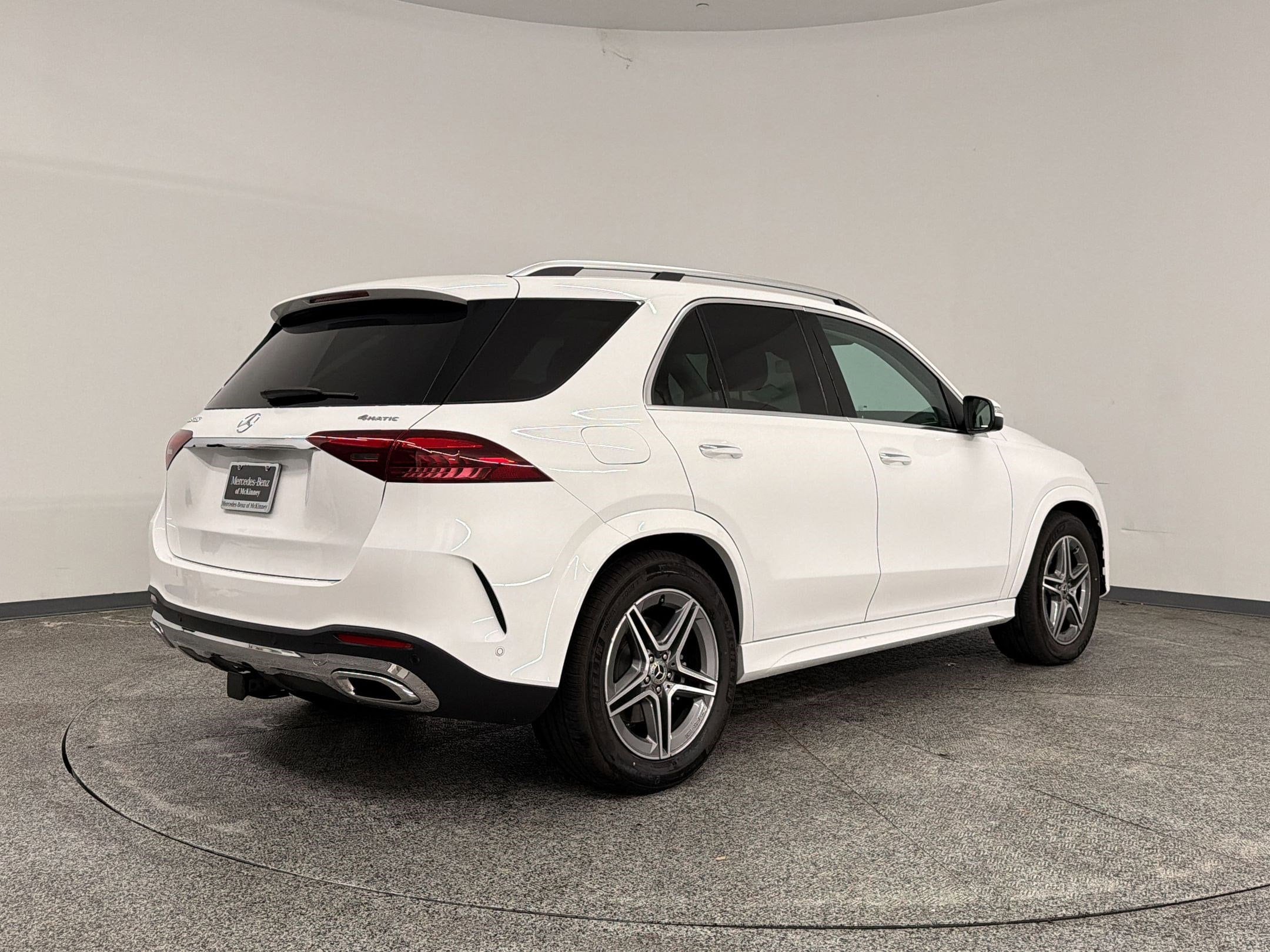 2026 Mercedes-Benz GLE GLE450 - Photo 8