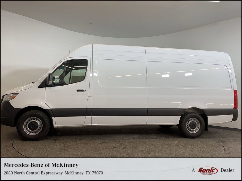 New 2025 Mercedes-Benz Sprinter 2500 High Roof 4-Cyl Diesel HO Van Crew Van