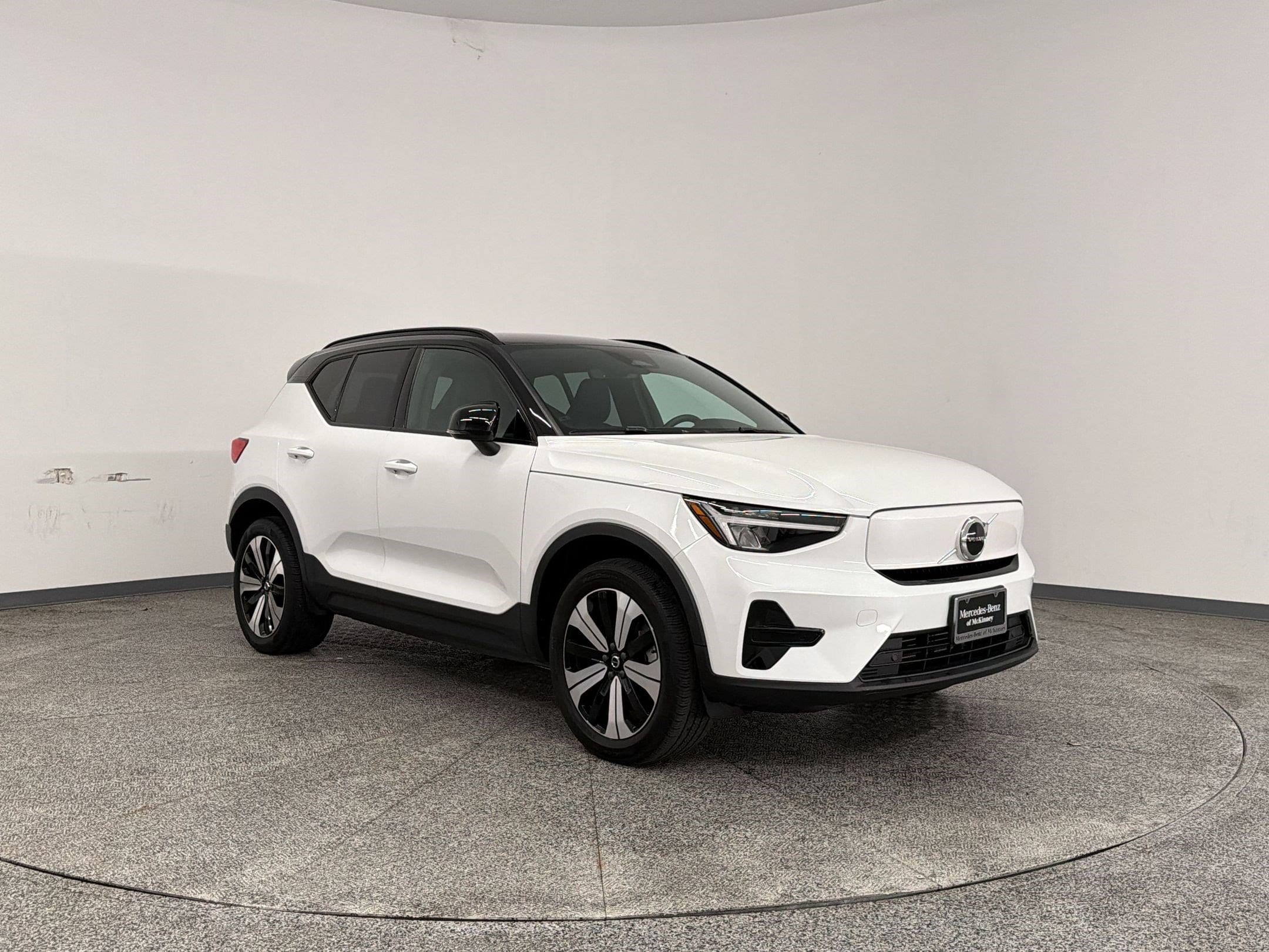 2023 Volvo XC40 Core - Photo 7