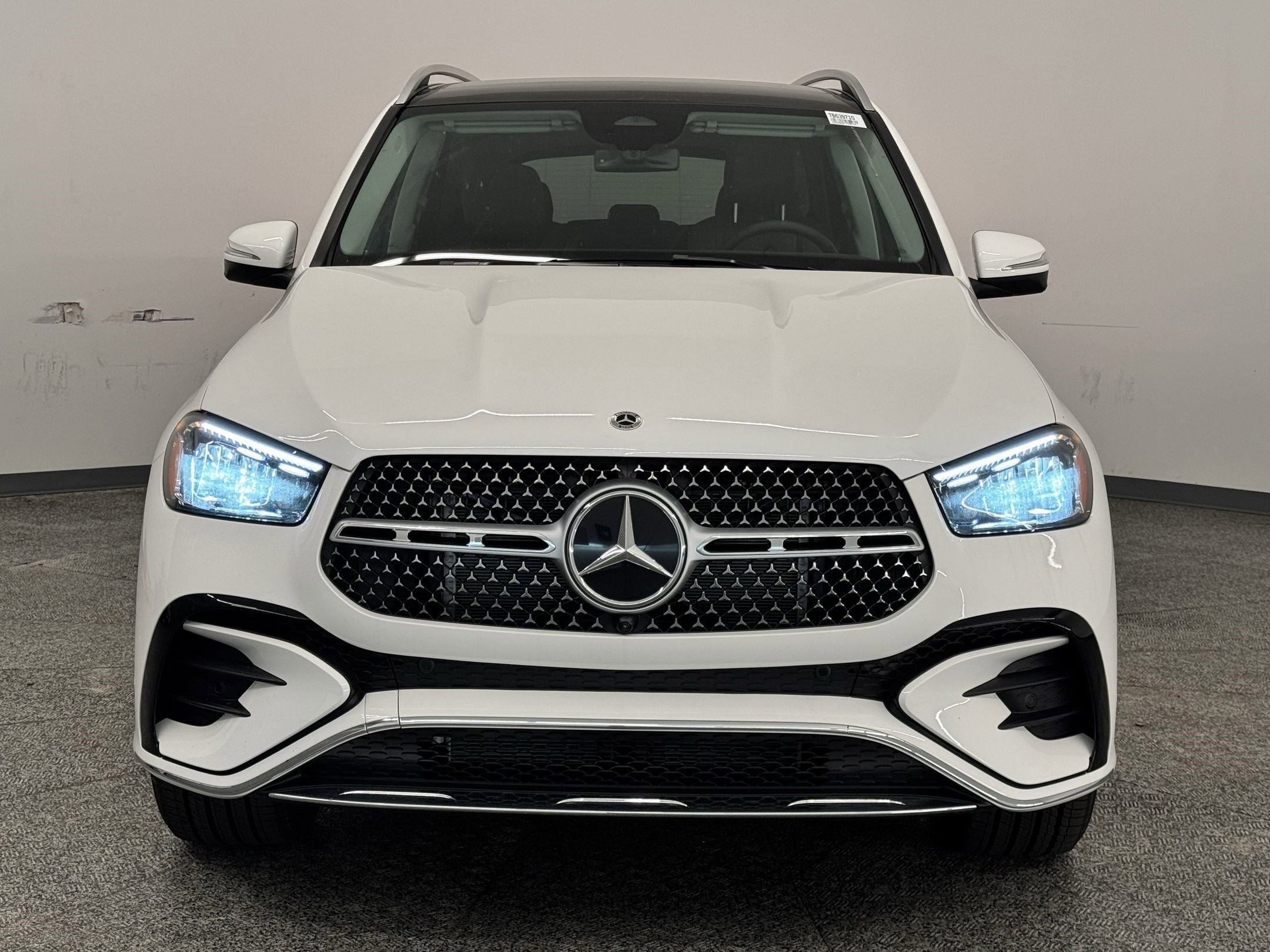 2026 Mercedes Benz GLE 450 4MATIC photo 2