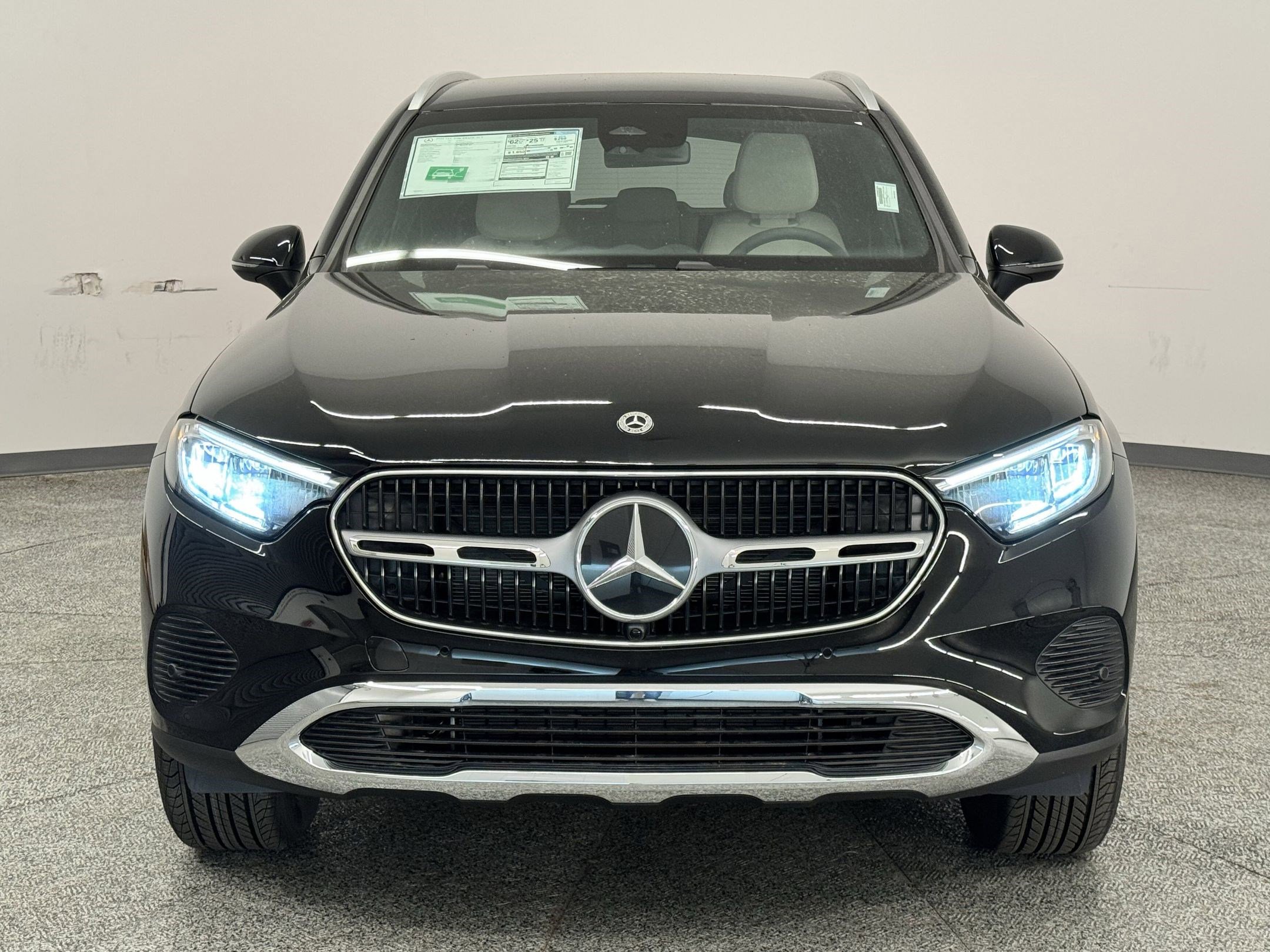 2026 Mercedes Benz GLC 350e 4MATIC photo 4