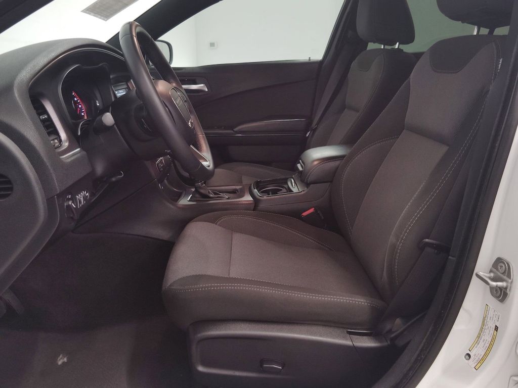 Used 2018 Dodge Charger SXT Sedan