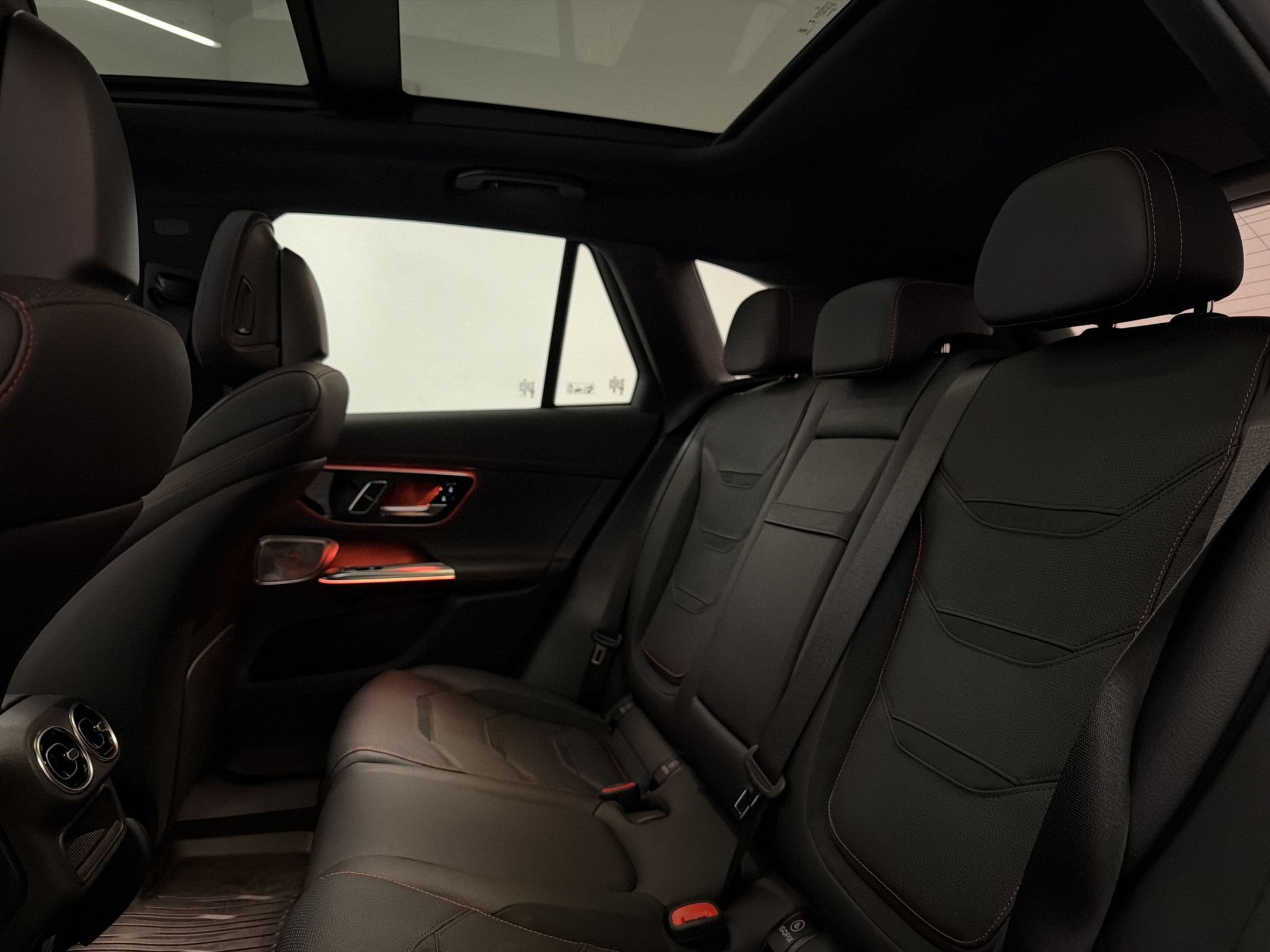 2026 Mercedes-Benz GLC AMG GLC43 - Photo 24