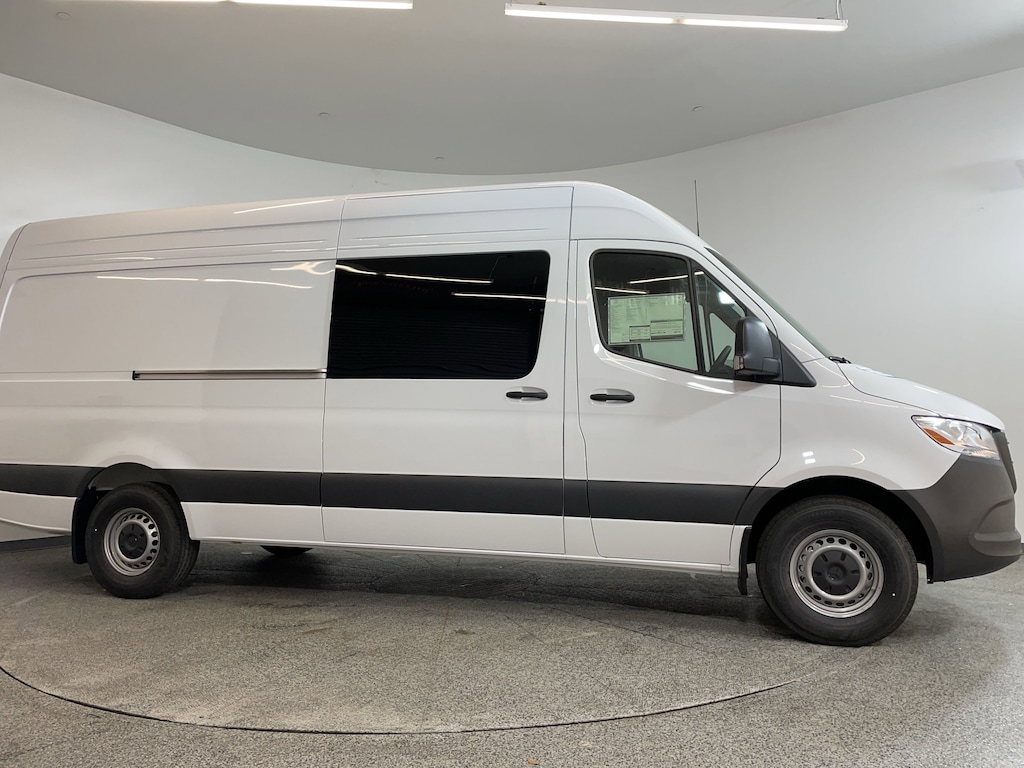 New 2025 Mercedes-Benz Sprinter 2500 High Roof 4-Cyl Diesel HO Van Crew Van