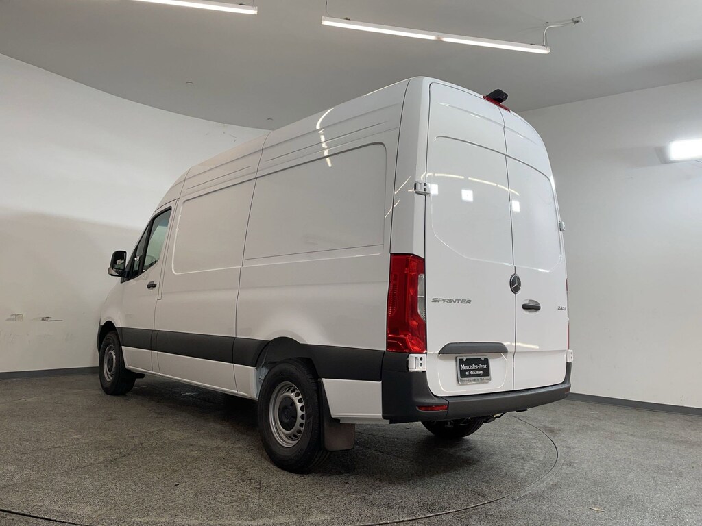 New 2025 Mercedes-Benz Sprinter 2500 Standard Roof 4-Cyl Diesel HO Van Crew Van