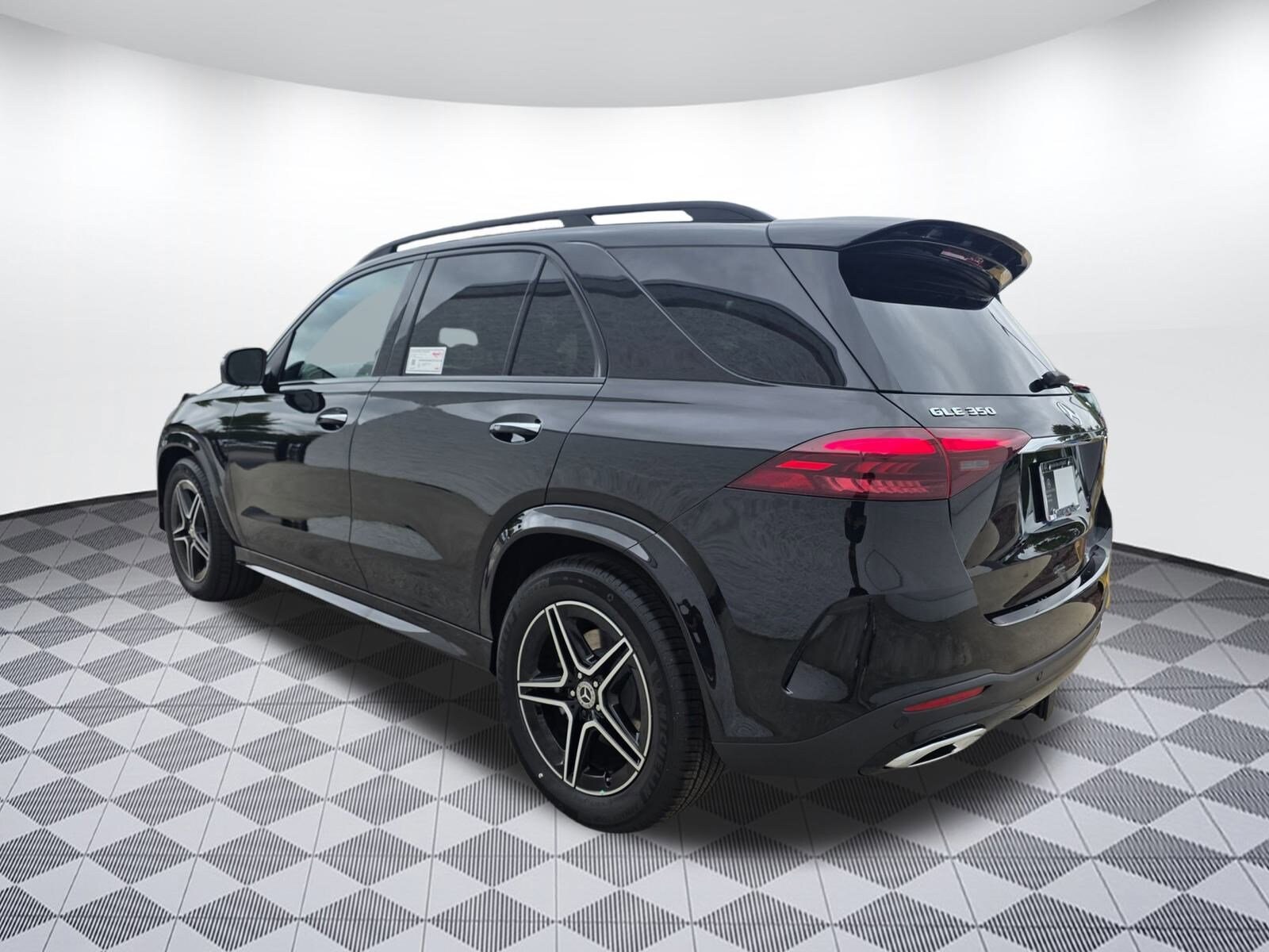 2026 Mercedes Benz GLE 350 4MATIC photo 2