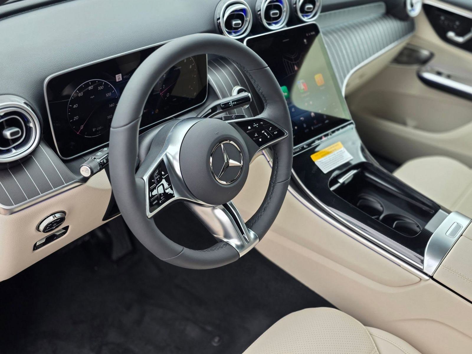 2026 Mercedes Benz GLC 300 4MATIC photo 3