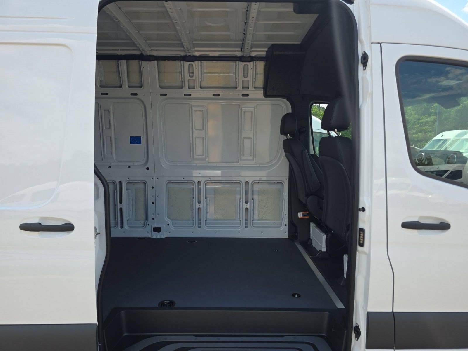 2025 Mercedes-Benz Sprinter Cargo Van Base - Photo 29