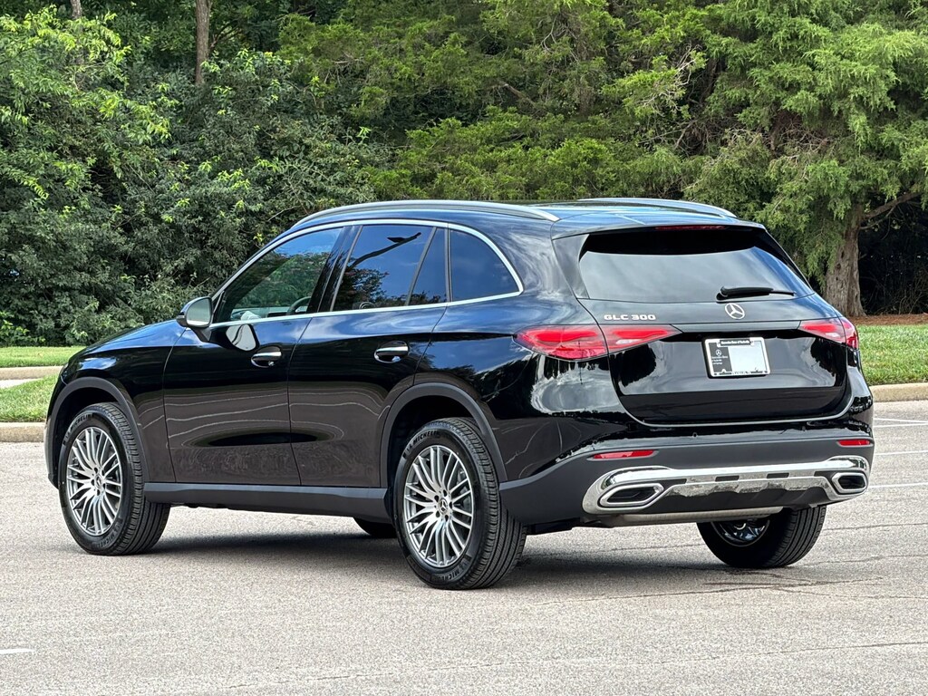 New 2026 Mercedes-Benz GLC 300 SUV