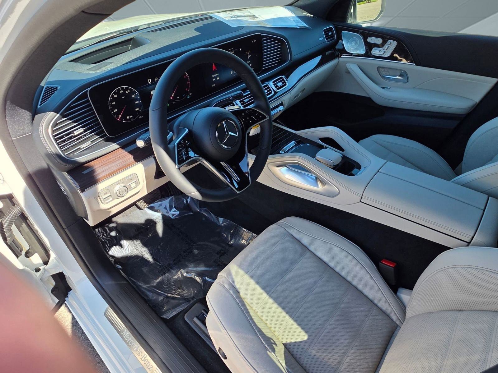 2026 Mercedes Benz GLE 450 4MATIC photo 4