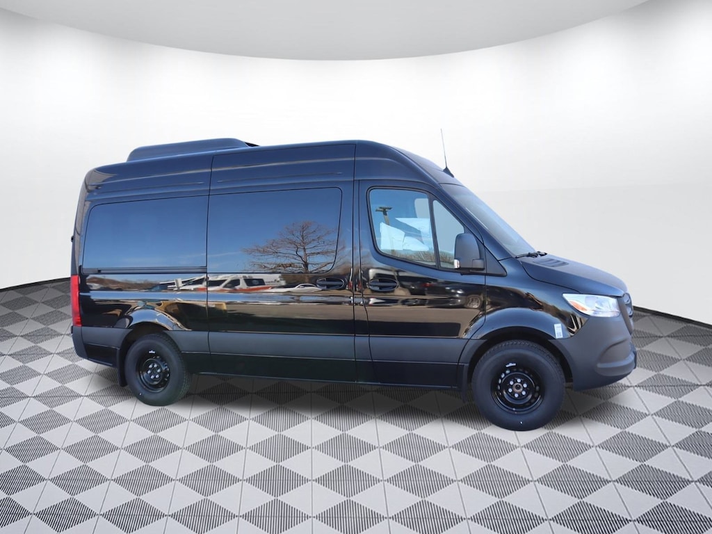 New 2025 Mercedes-Benz Sprinter Passenger Van 2500 High RoofI4 Diesel HO 144 RWD 2500 High Roof I4 Diesel HO 144 RWD