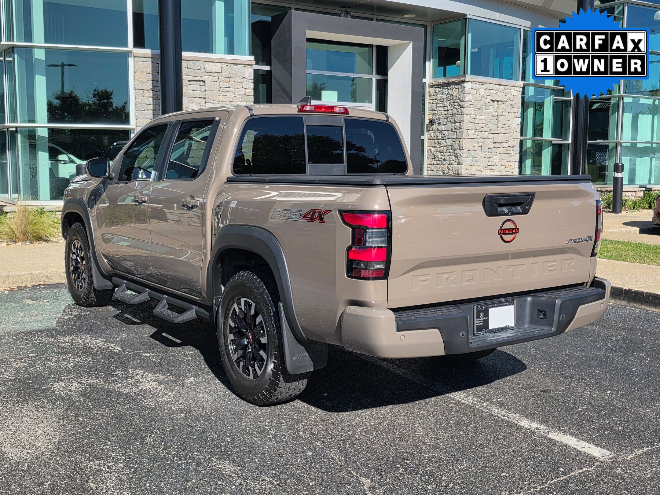 2022 Nissan Frontier PRO-4X photo 3