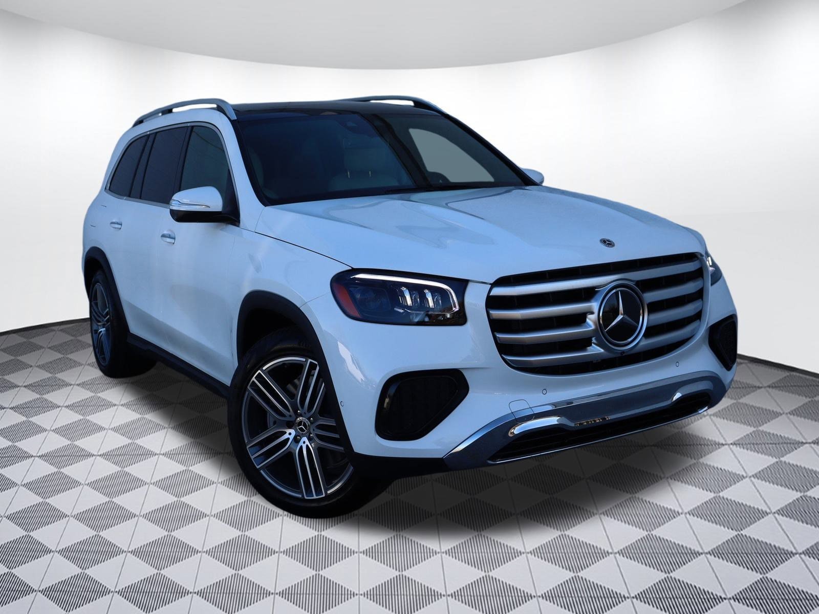 Used 2025 Mercedes-Benz GLS Base with VIN 4JGFF5KE5SB326989 for sale in Brentwood, TN